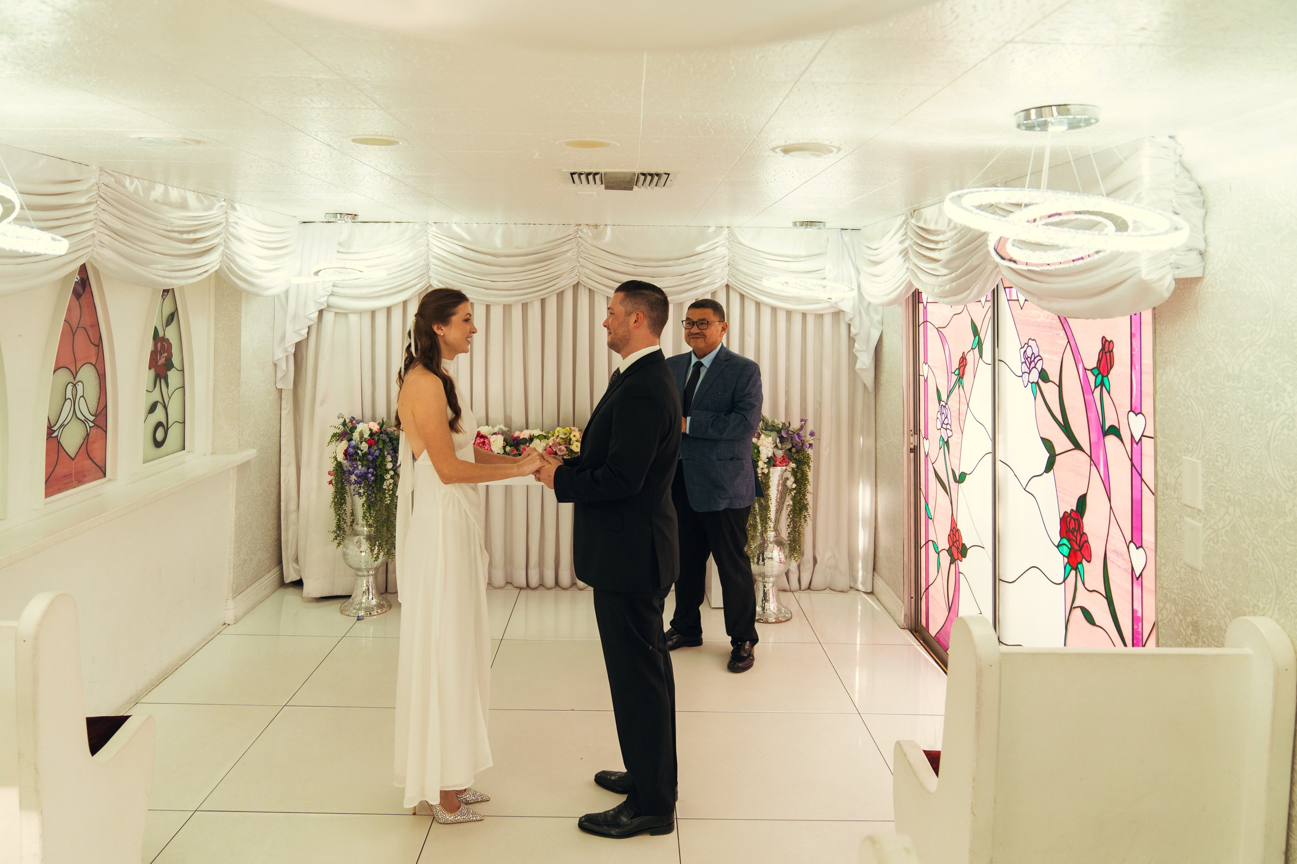 Corbin&Ivanna. Wedding & elopement photographer Viktoriya Kravtsov. Las Vegas