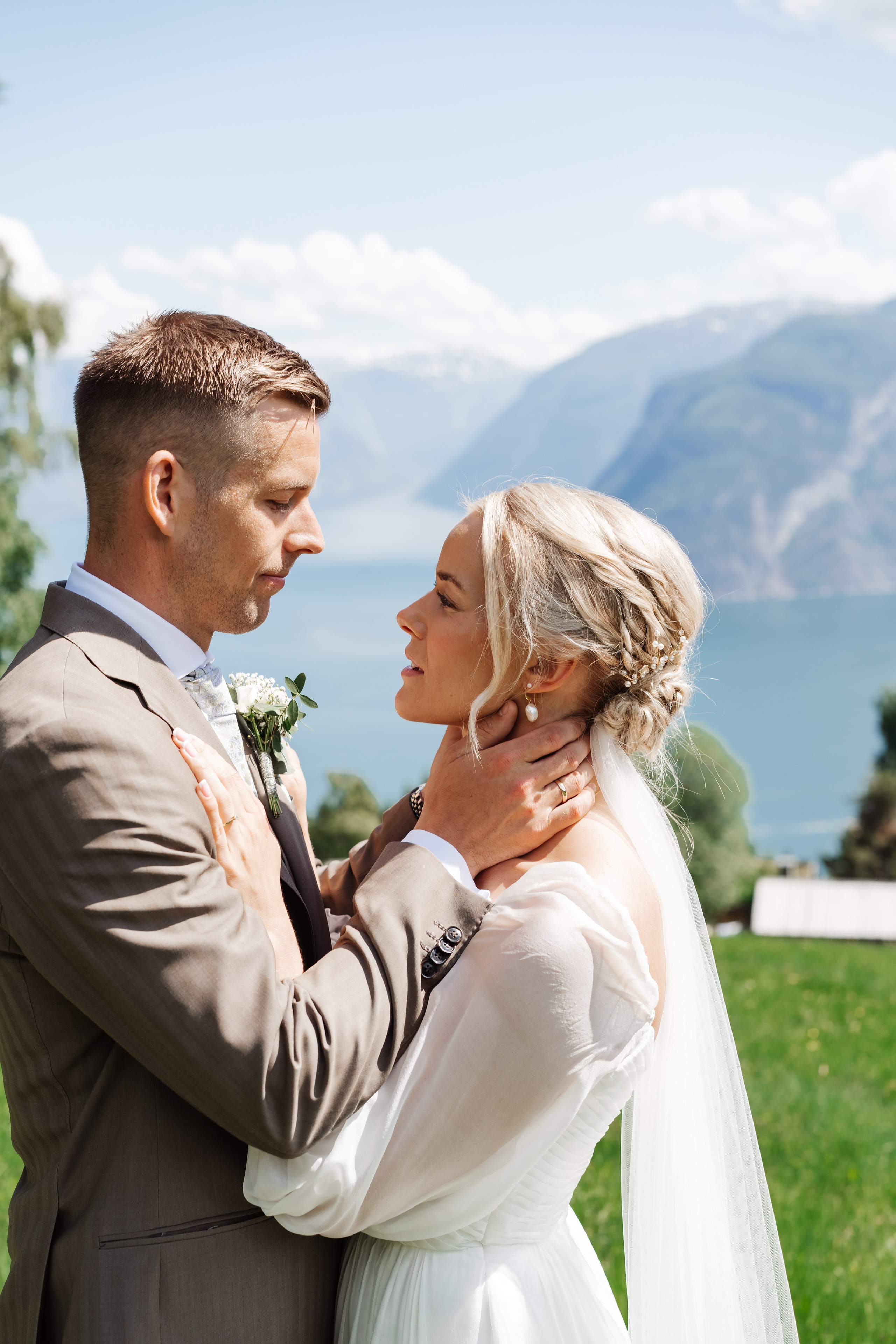 CHRIS & KARI ANNE. Bryllupsfotograf i hele Norge
