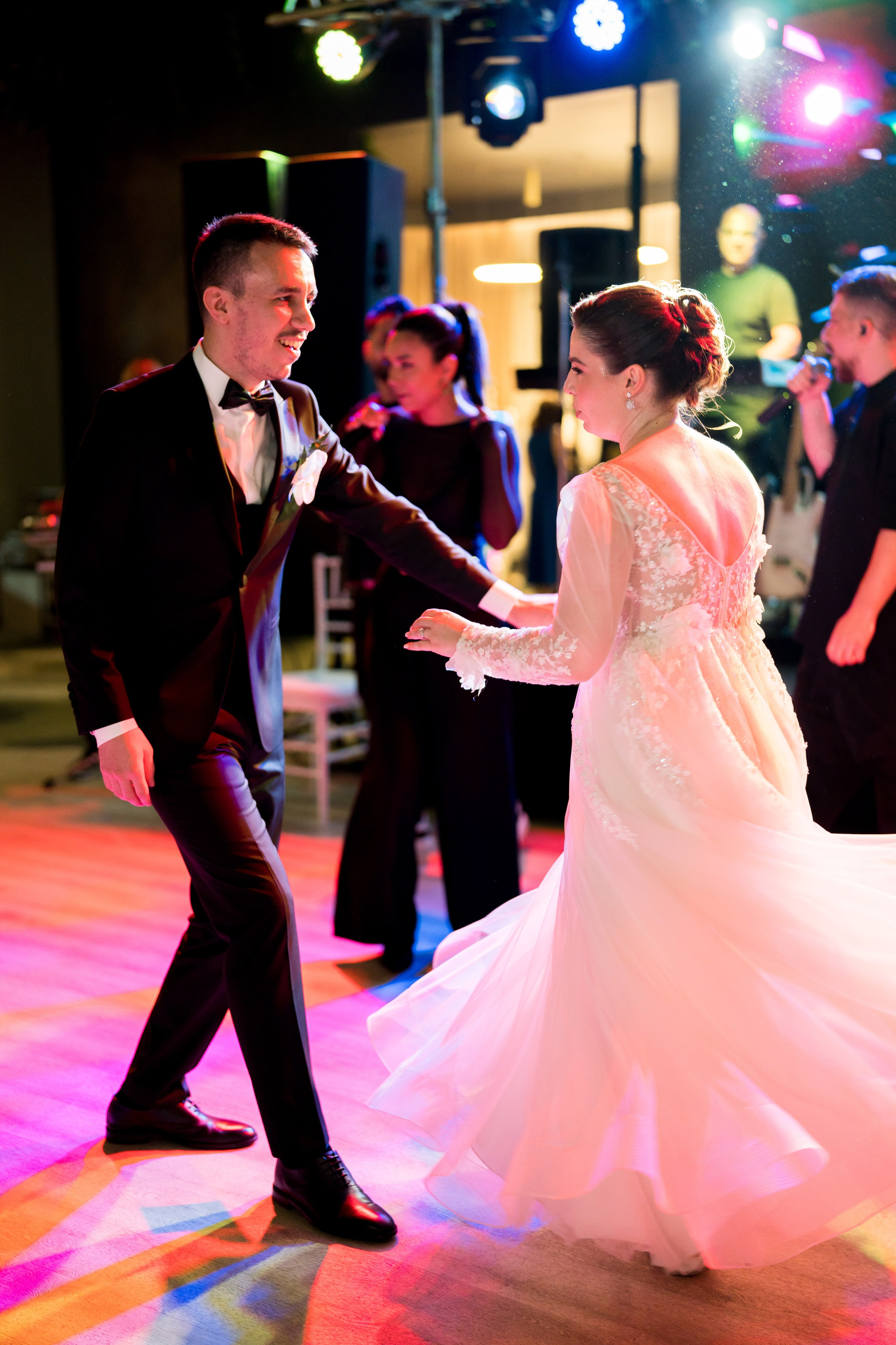 PARTY. Gabriel Florea — Fotograf nuntă București