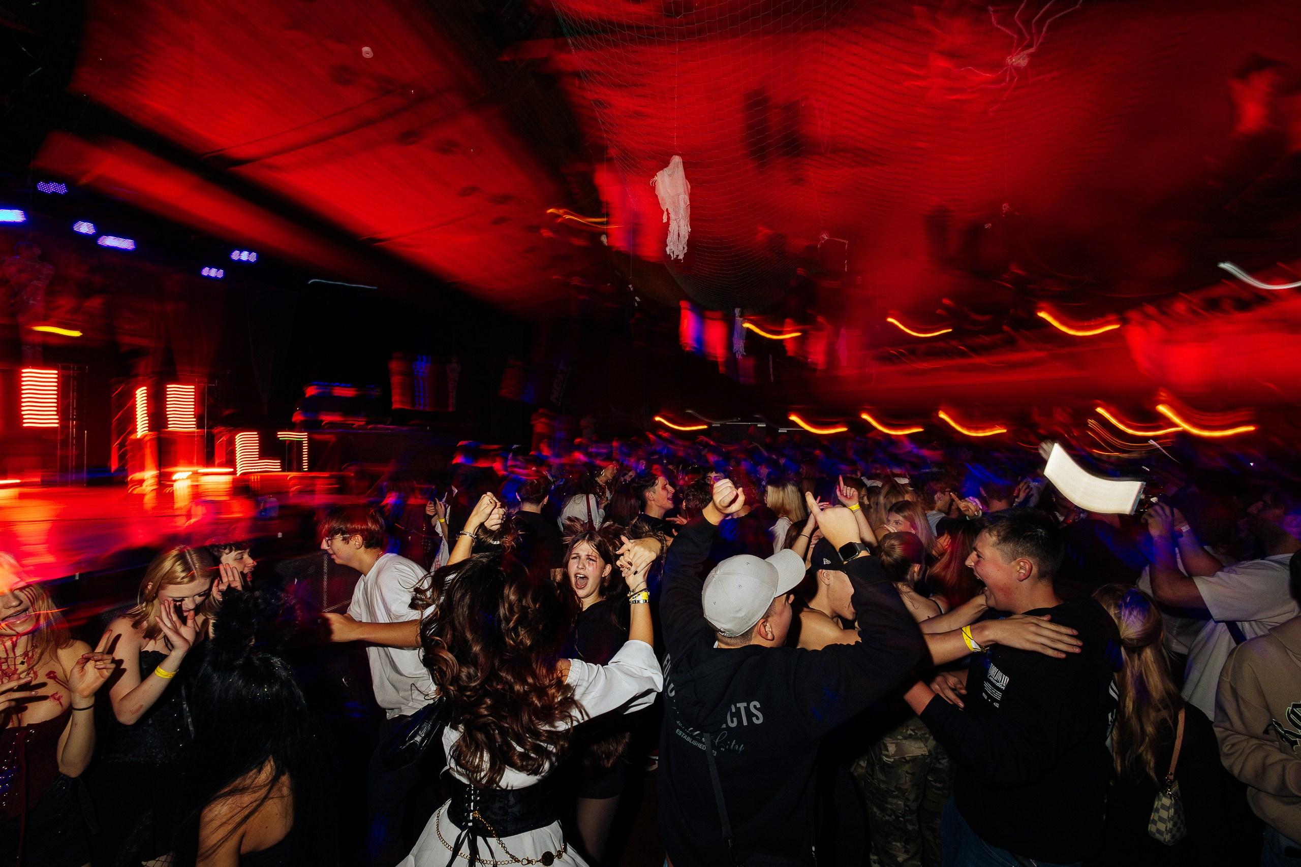 Halloween Telfs 2025. 808Media – Professionelle Foto- und Videografie für Restaurants, Hotels, Events und Hochzeiten in Innsbruck und Tirol