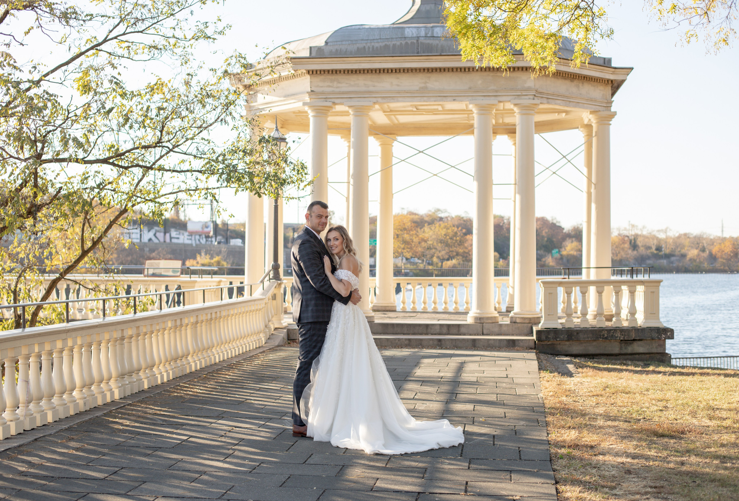 Olya & Vitalyk. Wedding Photographer & Videographer