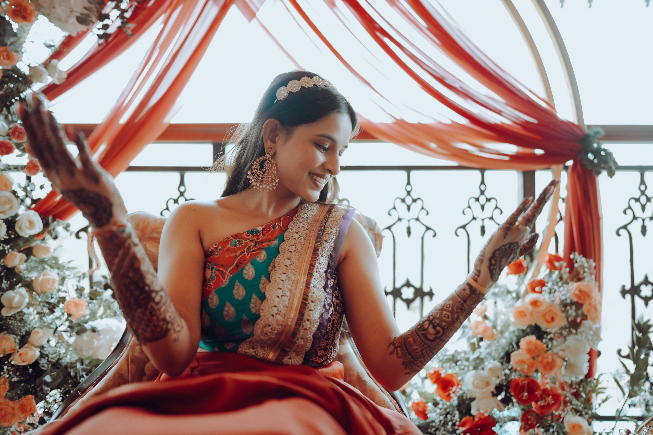 HALDI & MEHANDI. Wedding photographer Stalen Robert