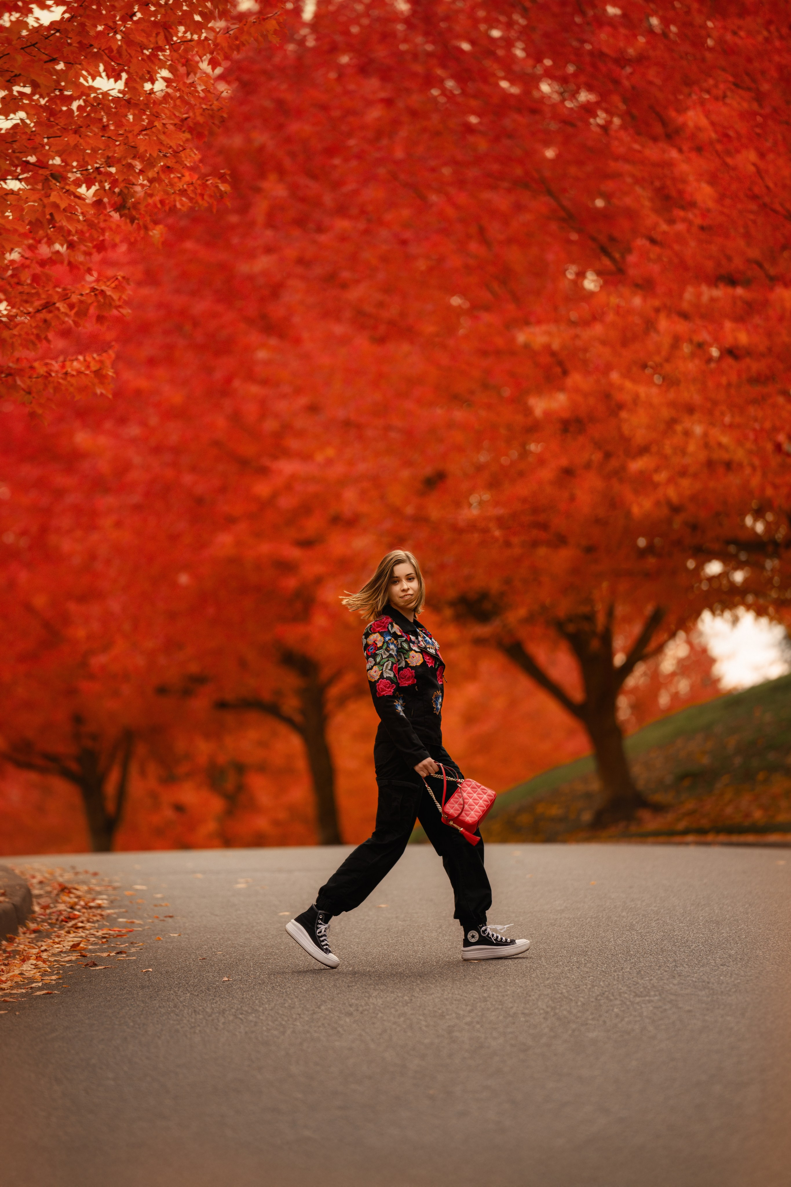 Red autumn. Wedding & portrait photography in the Seattle Area. Helen Michelle photographer