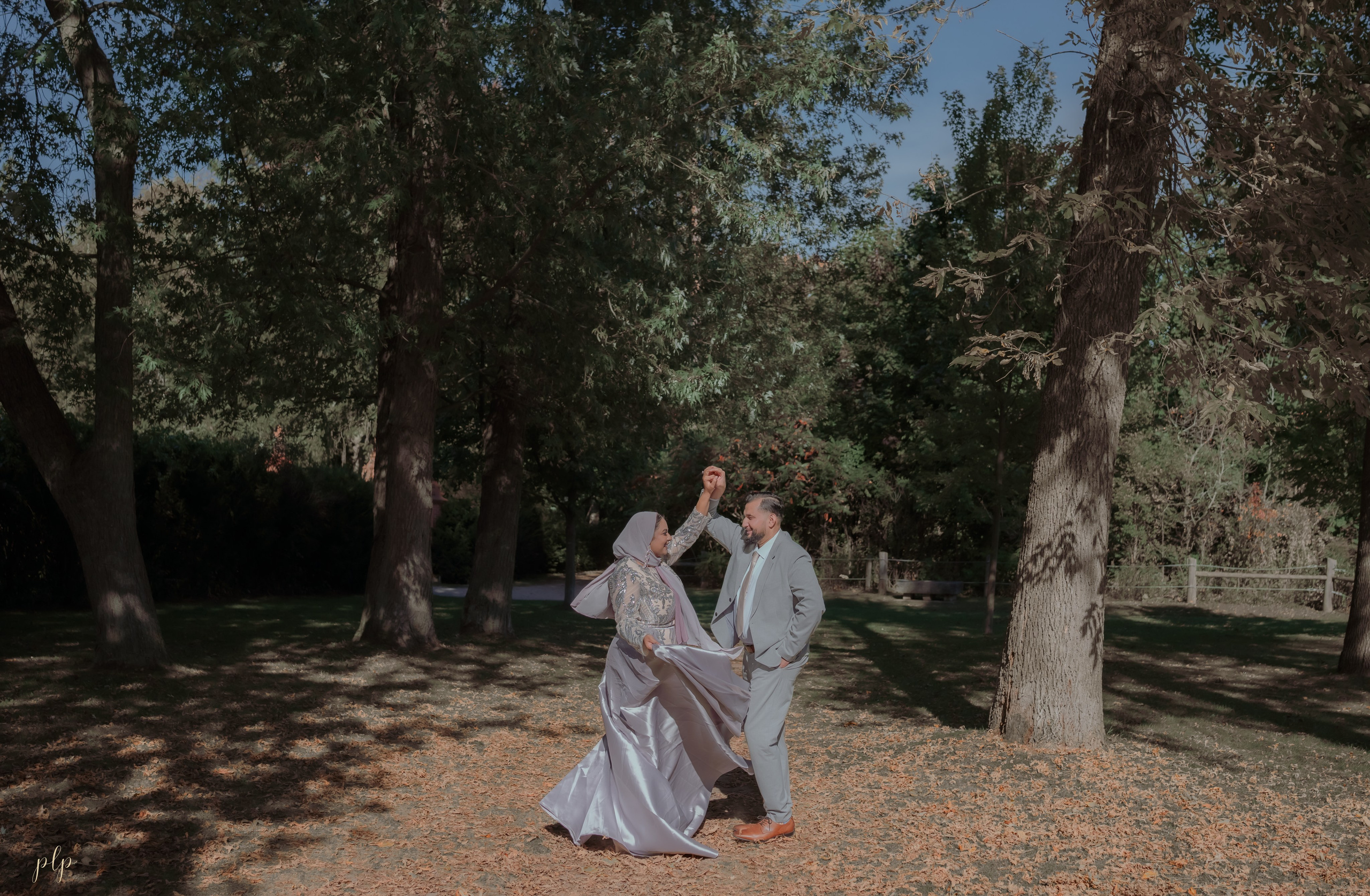 Saraf & Ahnaf. Wedding Photographers and Filmmakers