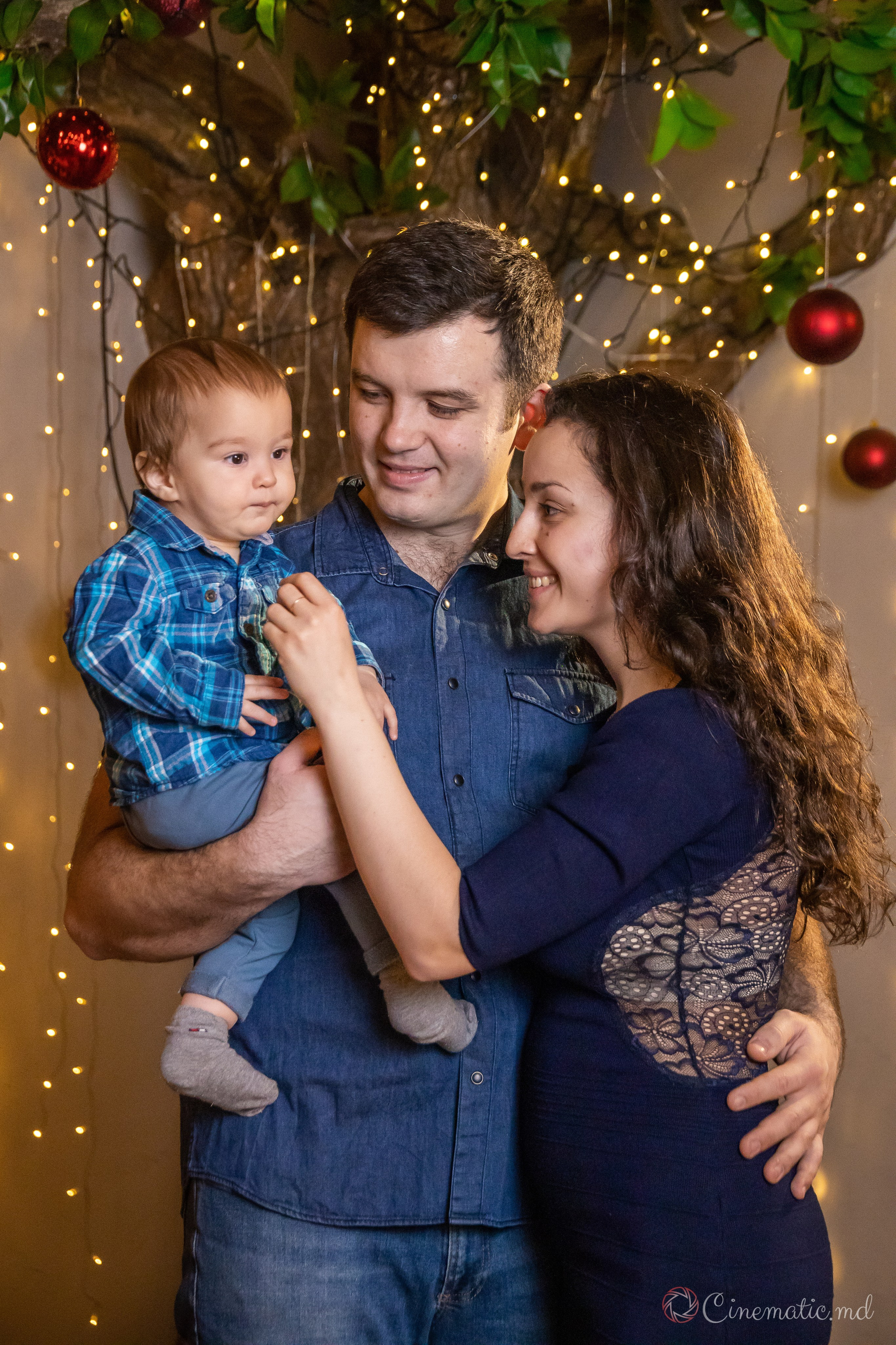 Sedinta foto de Revelion. ✔️ Фото Видео на свадьбы и крестины Молдова — Cinematic.md