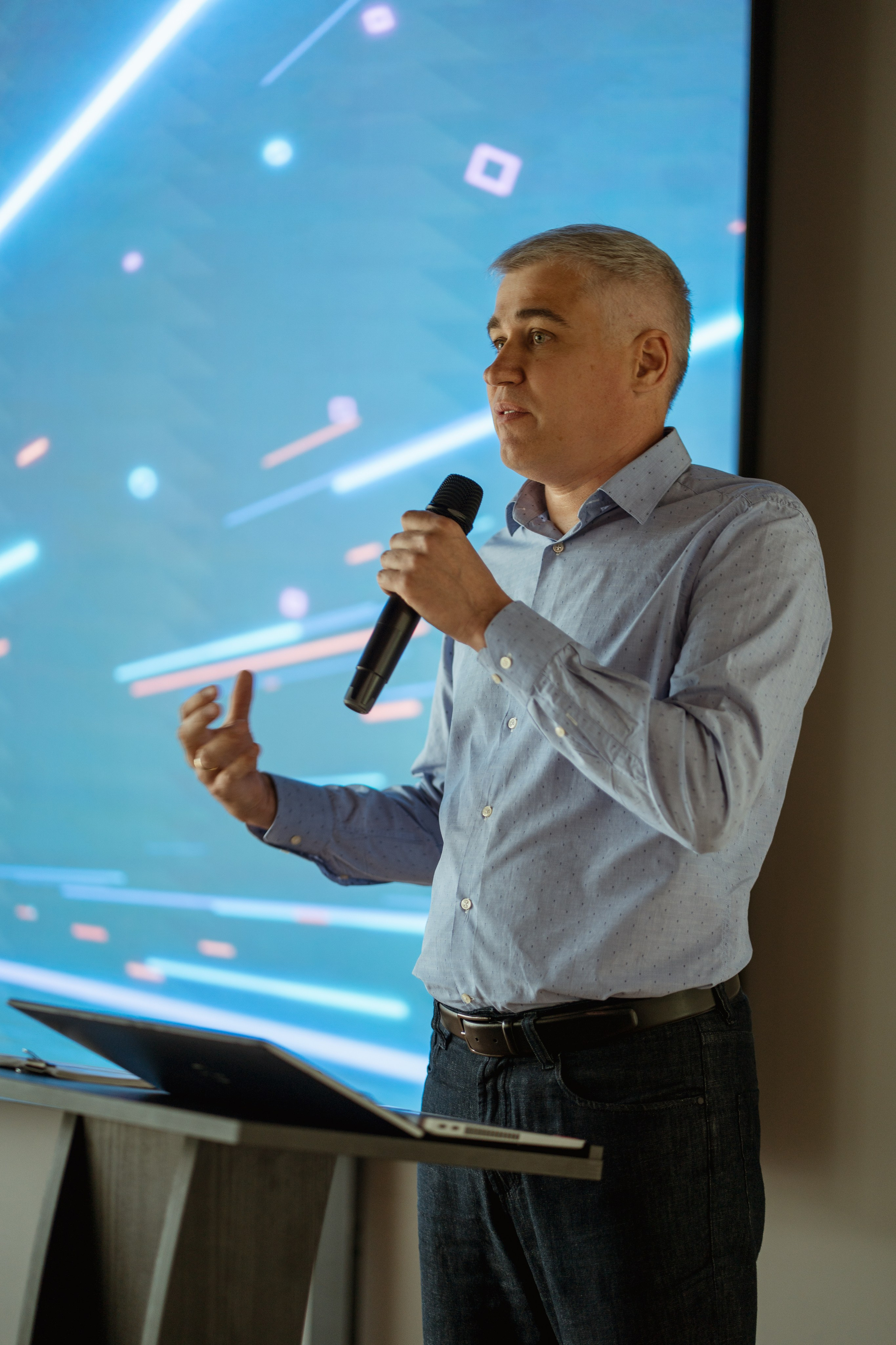 Toyota Rav4 presentation. Kostiantyn Holinchenko. Reportage and portrait photographer