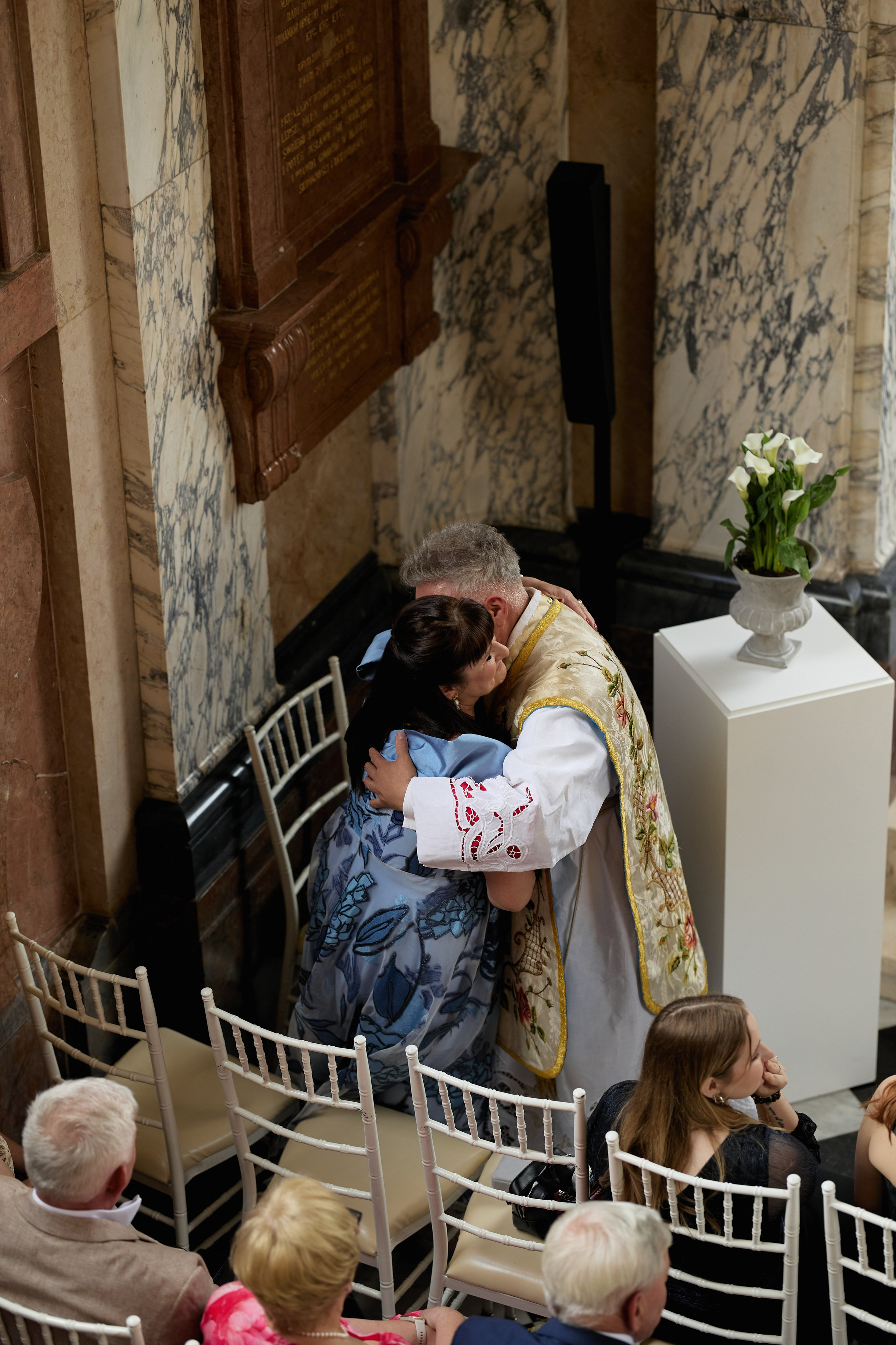 Wiktoria & Kacper. Pałac Goetz. Fotograf ślubny i rodzinny w Krakowie Yana Klymova