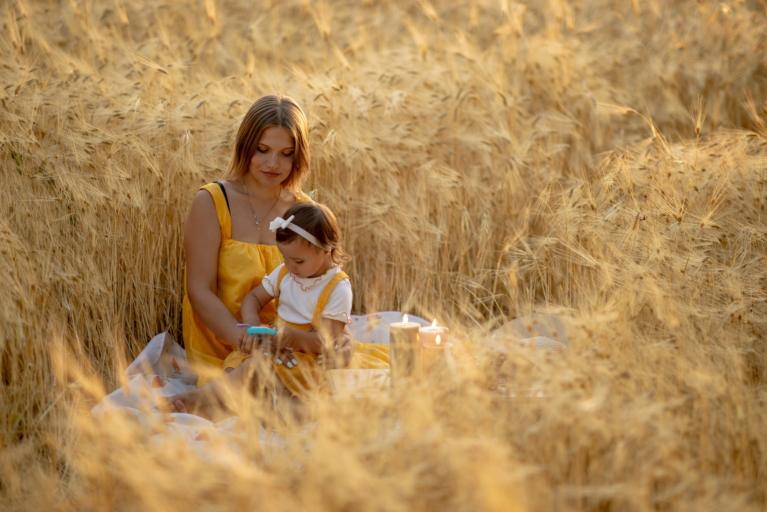 Family photo Maria si Elenica. N.D.photograph - fotograf de familie și portrete în Republica Moldova