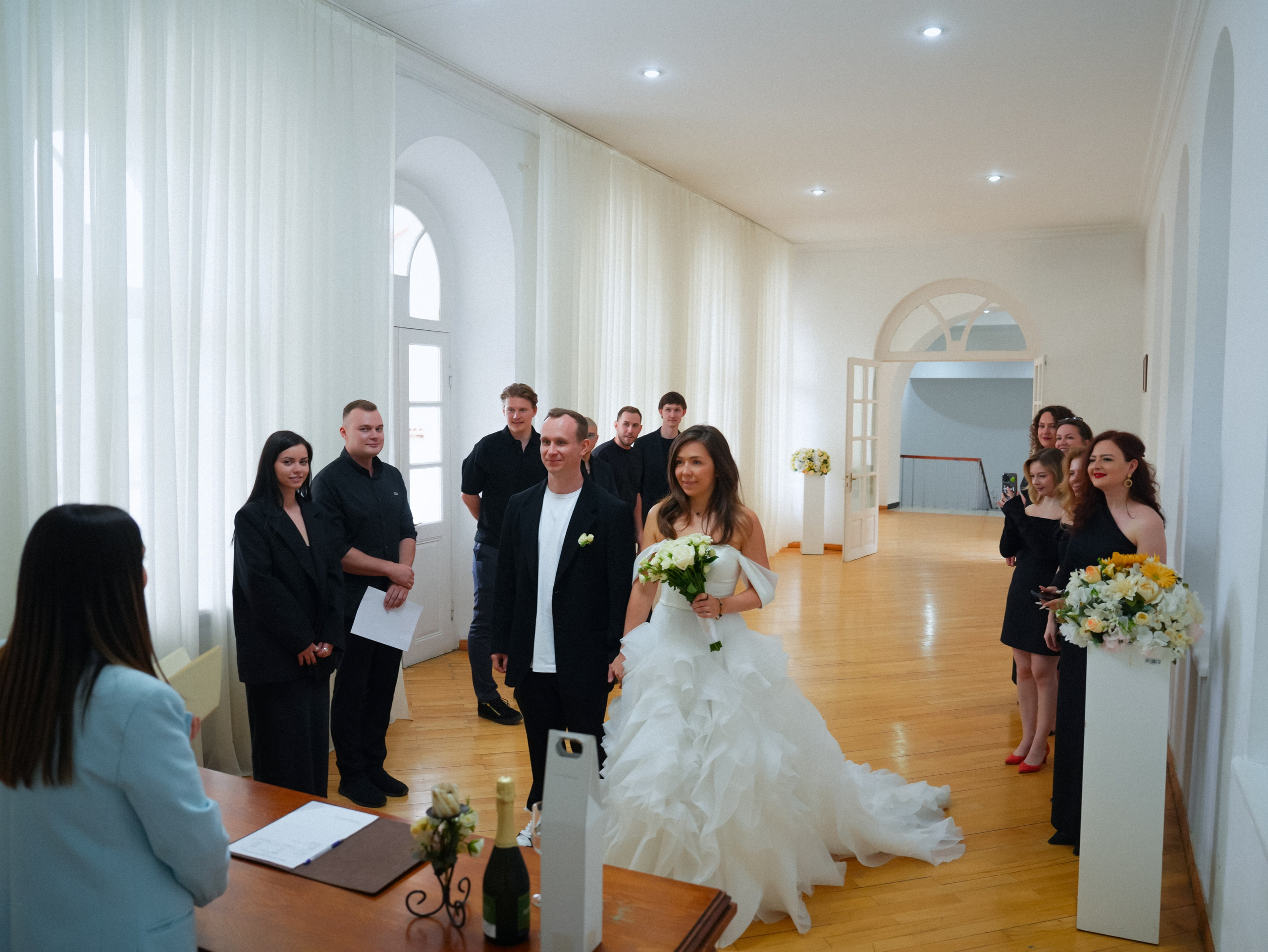 Civil ceremony in wedding hall Georgia Signaghi