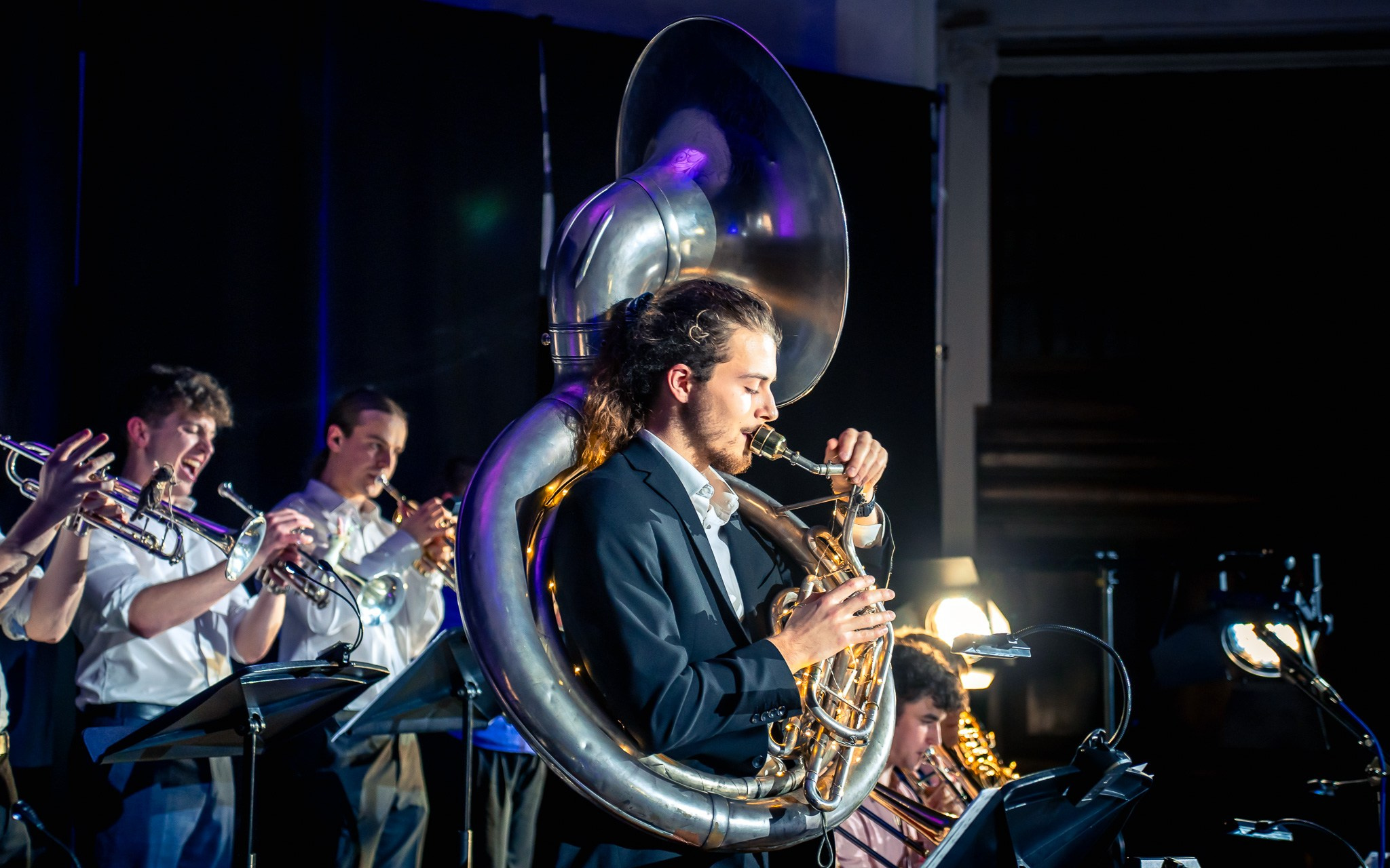 A Jazzy Christmas. Expect Miracles Photography by Kate & Andrew