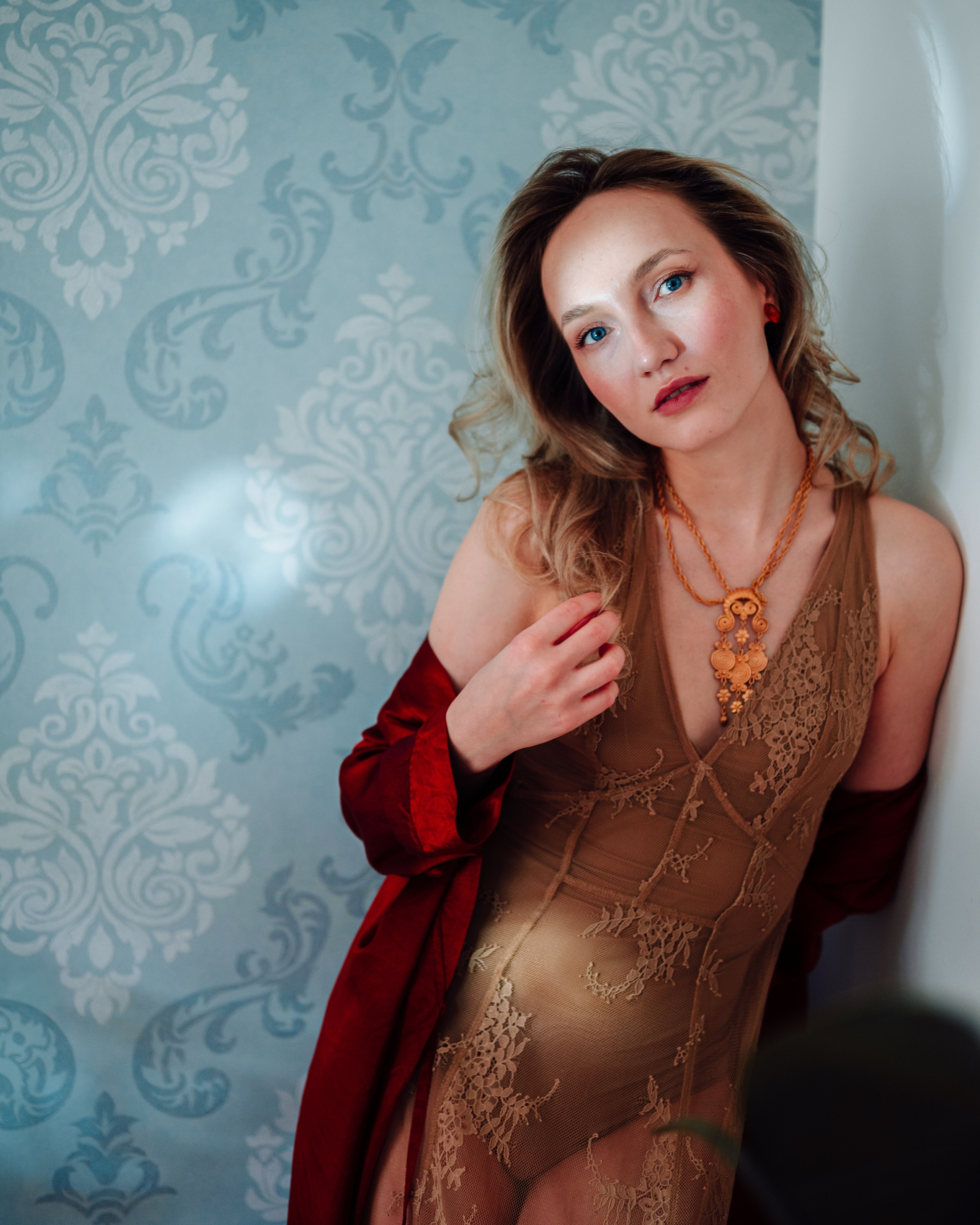 Bohemian Photoshoot Indoors. Moth & Moss Photography