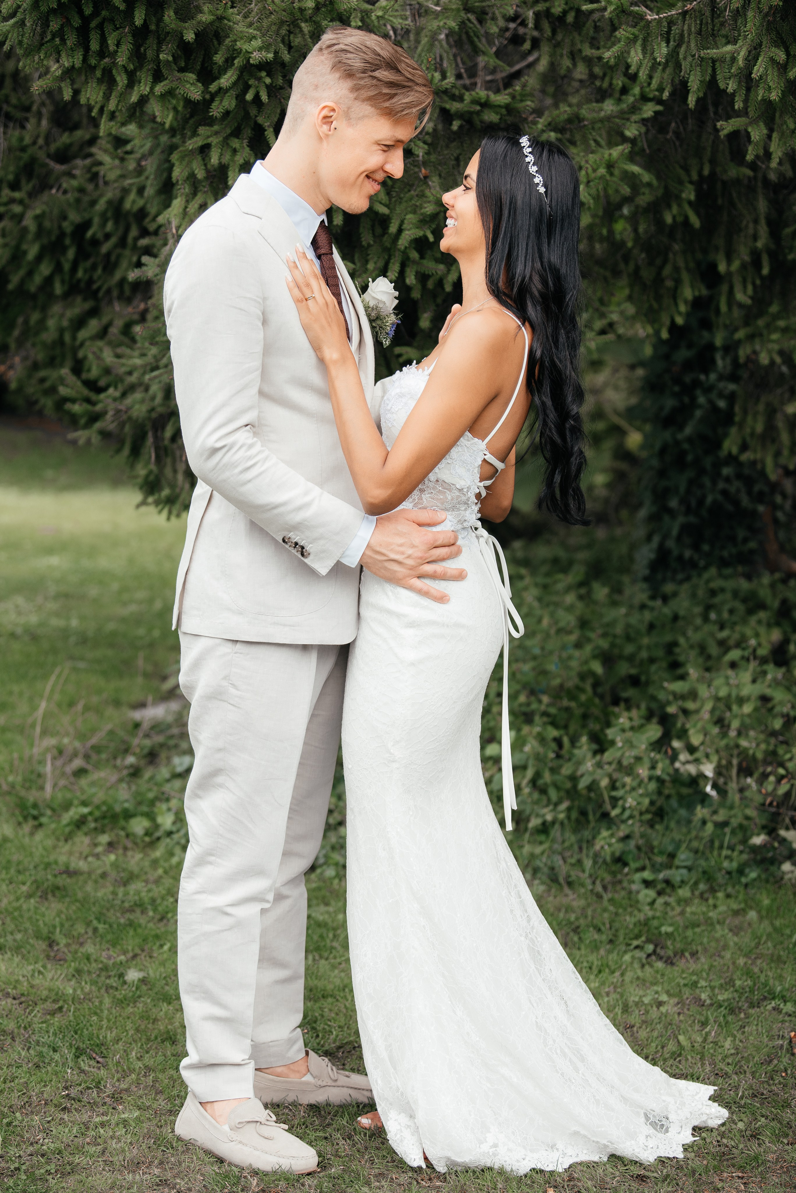 KAIANE & BENJAMIN Meilen, Switzerland. I am Elena Altendorfer. Wedding photographer in Zurich and Switzerland