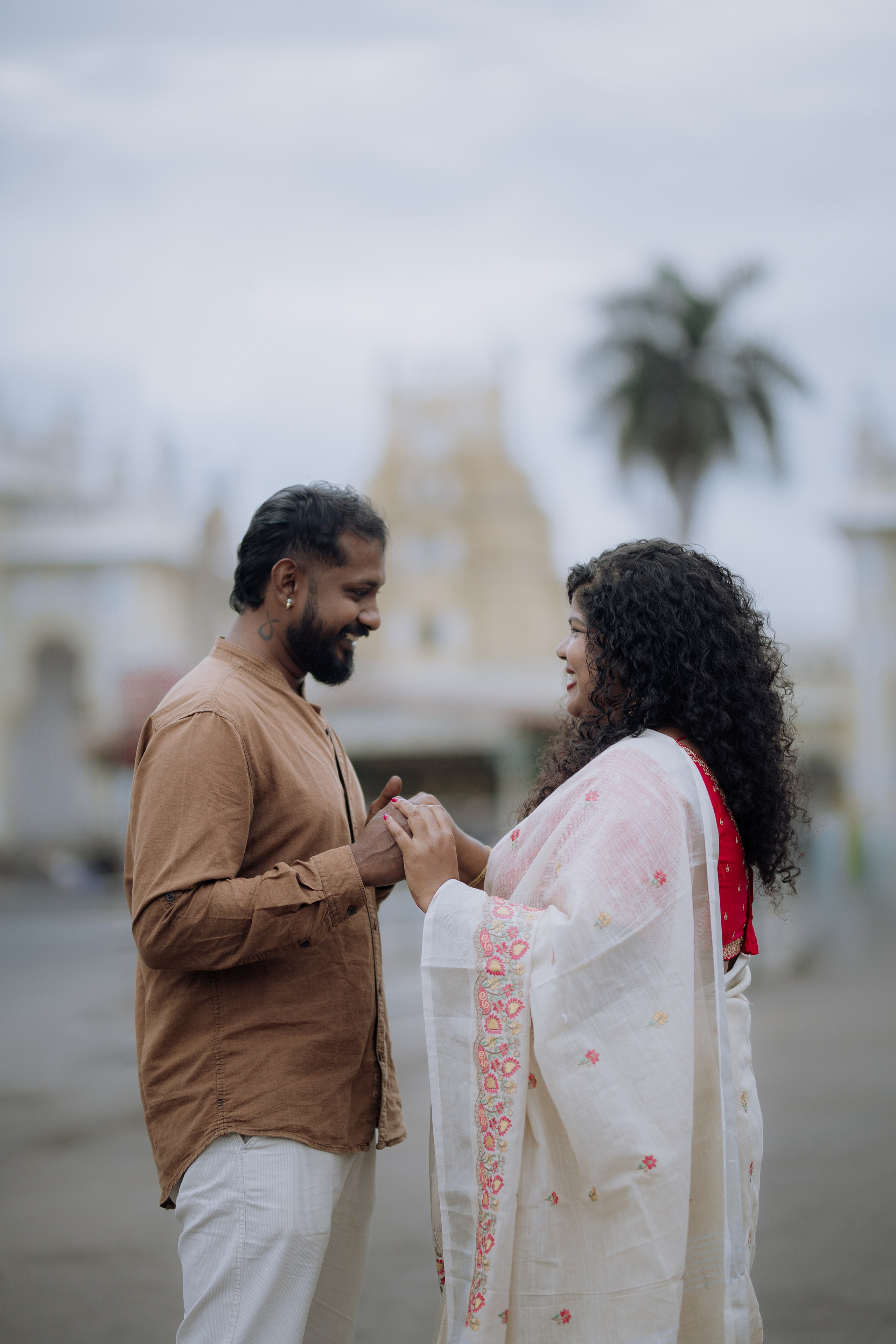 ABHISHEK X PAVITHRA. The Light Story | Wedding Photography in Mysuru, Karnataka