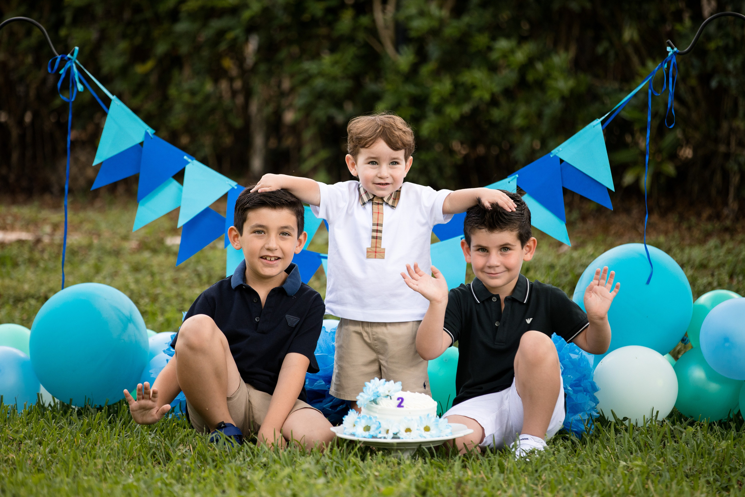 Smash cake photo session in Miami. Miami Family and Event Photographer