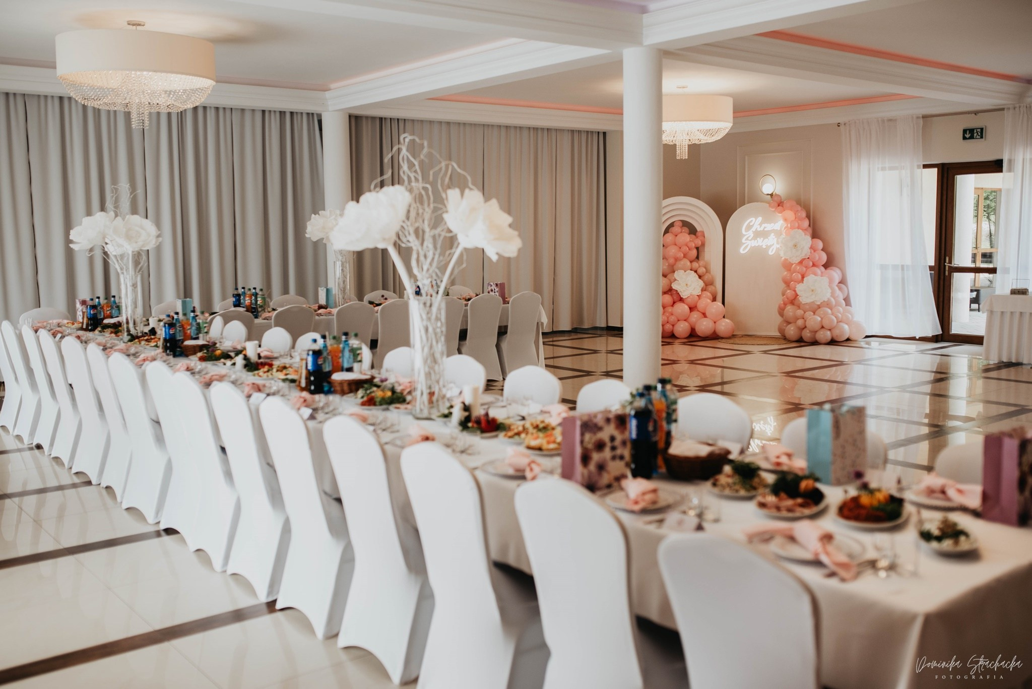 Chrzest Święty Alicji. Dominika Strachacka Fotografia | Fotograf ślubny i rodzinny Opole Lubelskie Lublin