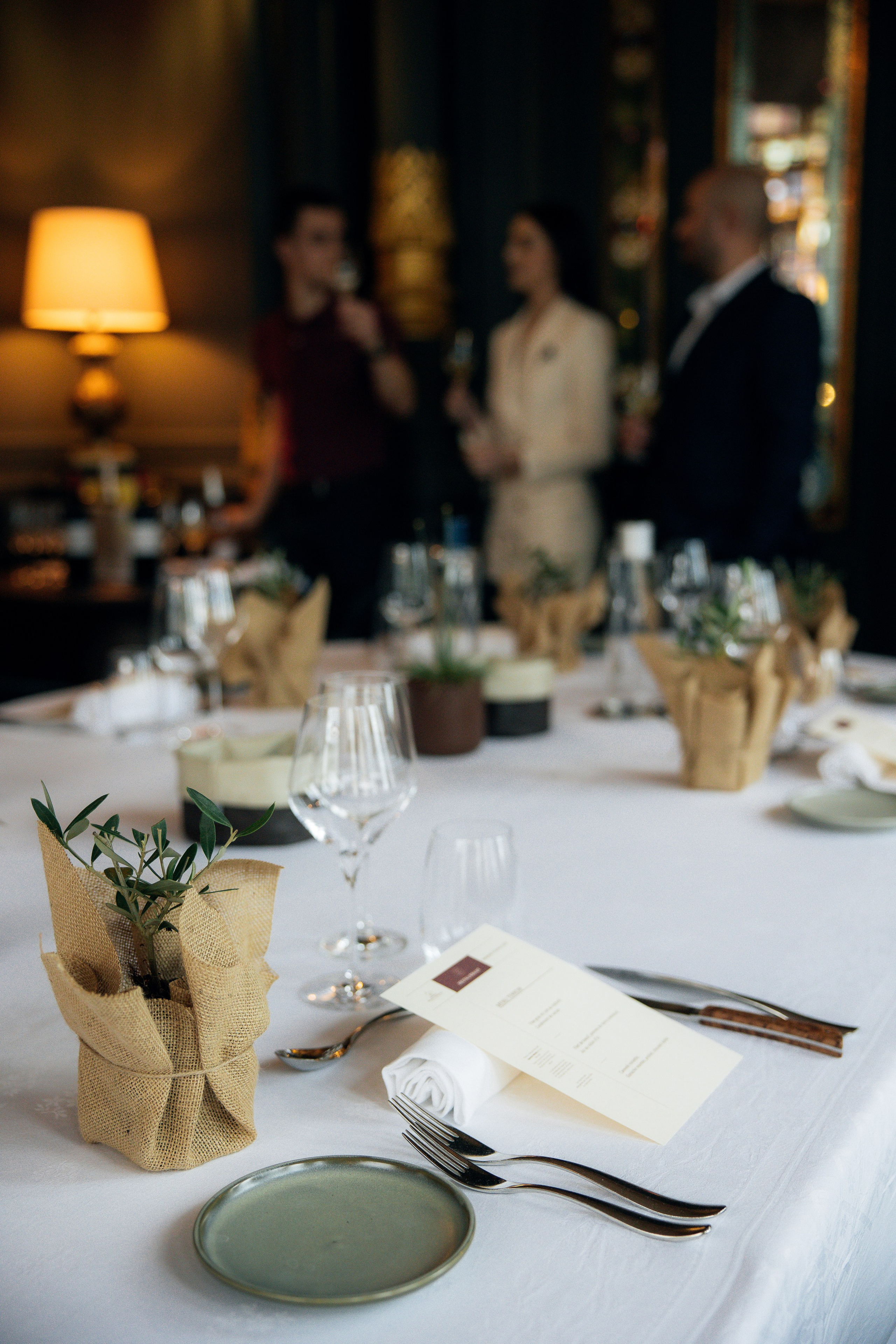 Romantic wedding photography. Weeding Photographer in Bordeaux, Florin Tugui
