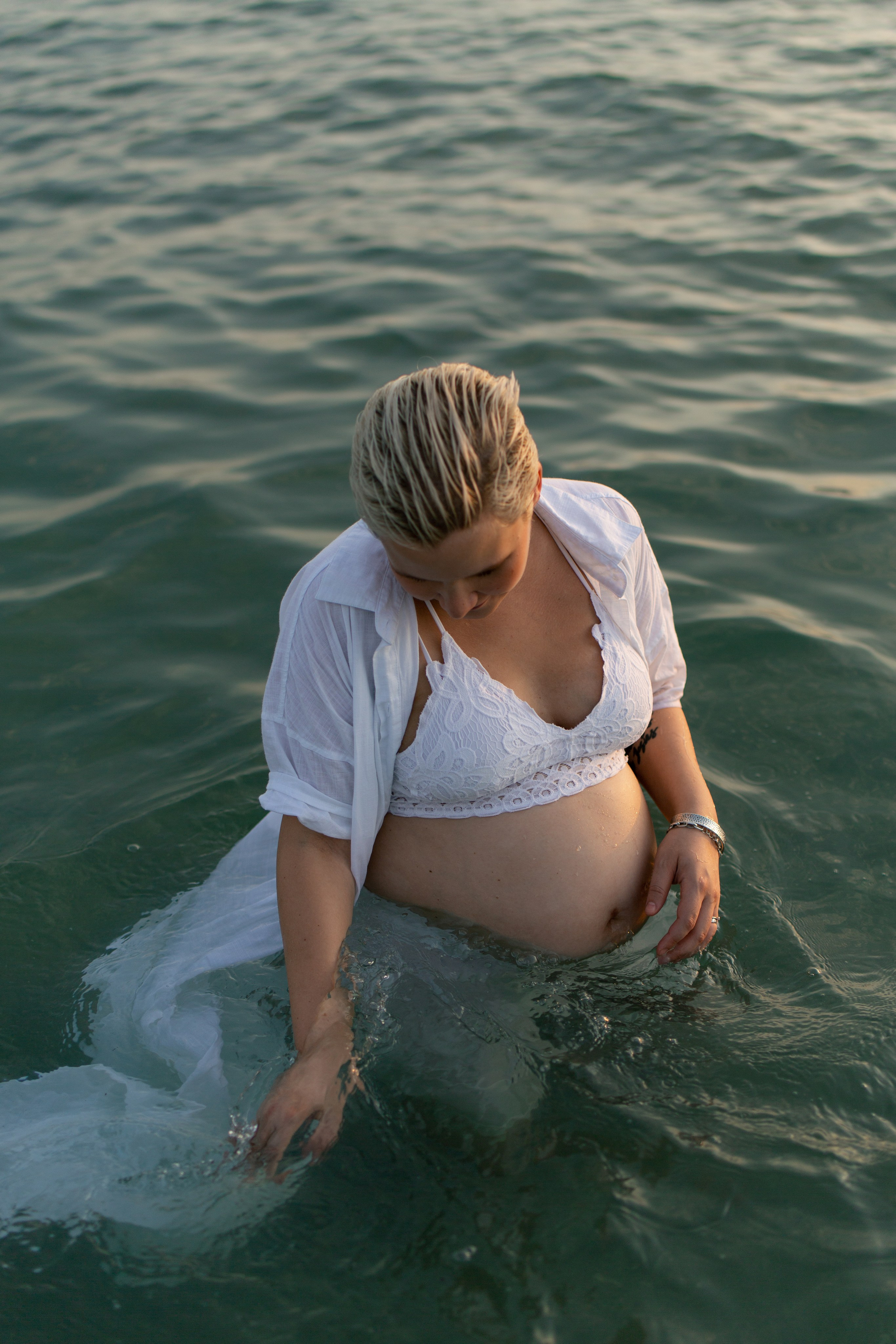 Asya. Ocean. Photographer Vladmir Gladkov