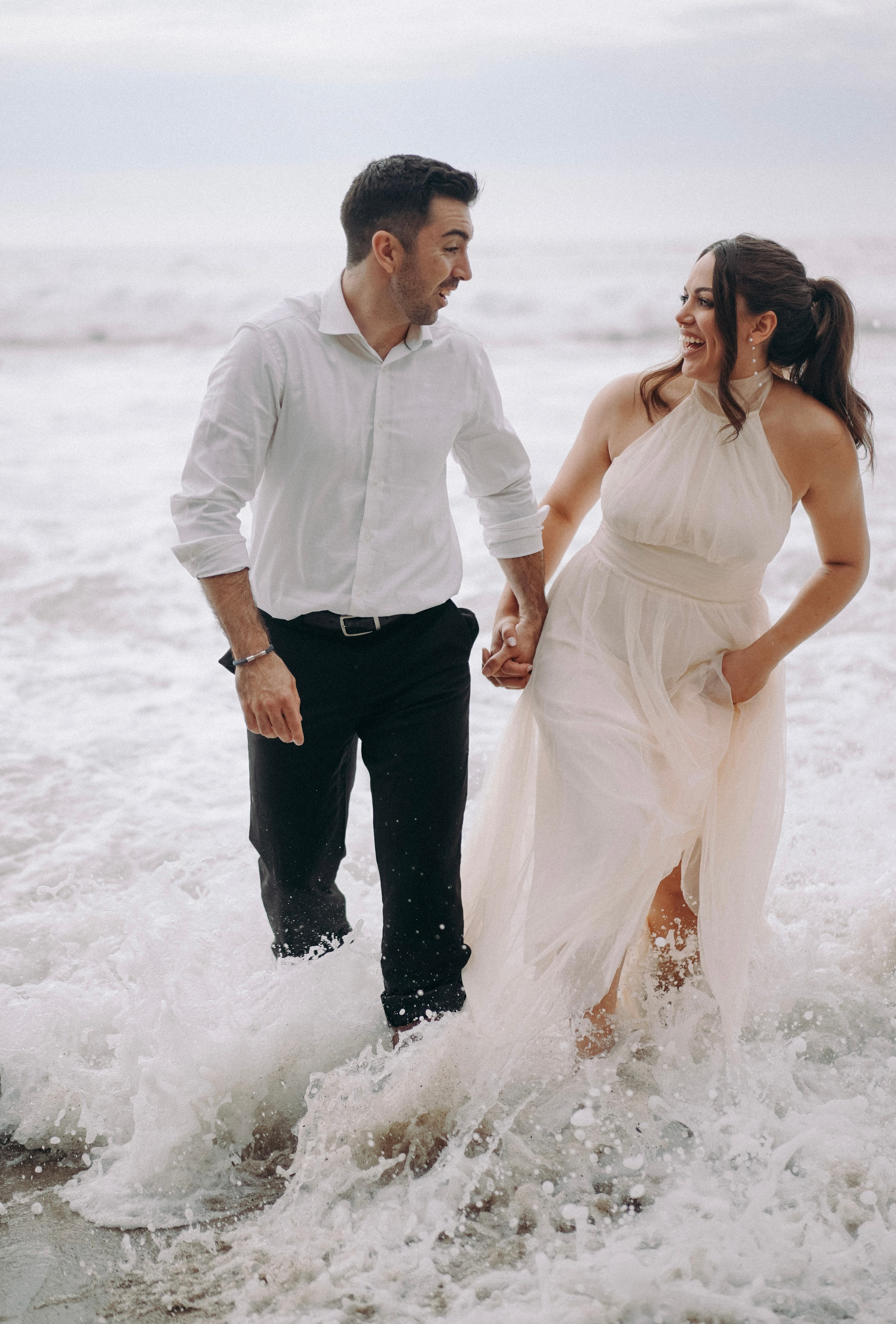 Love story photoshoot. Engagement photoshoot. Couple photoshoot. Malibu. Family photoshoot, Get away photoshoot in California. Beautiful love story photoshoot.