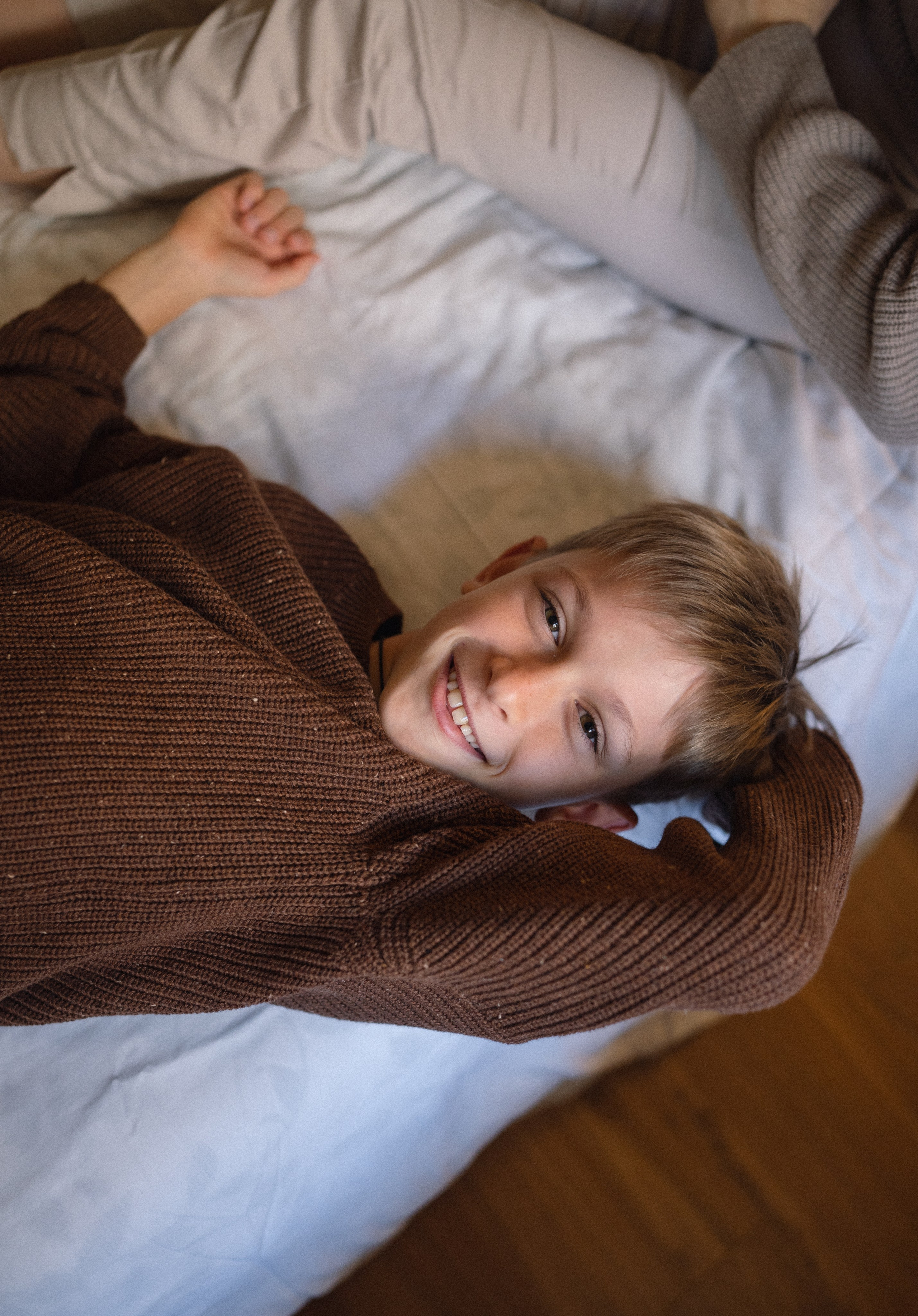 Family Photoshoot Spain with kids. Photographer in Madrid, Spain. Alyona Belyaninova