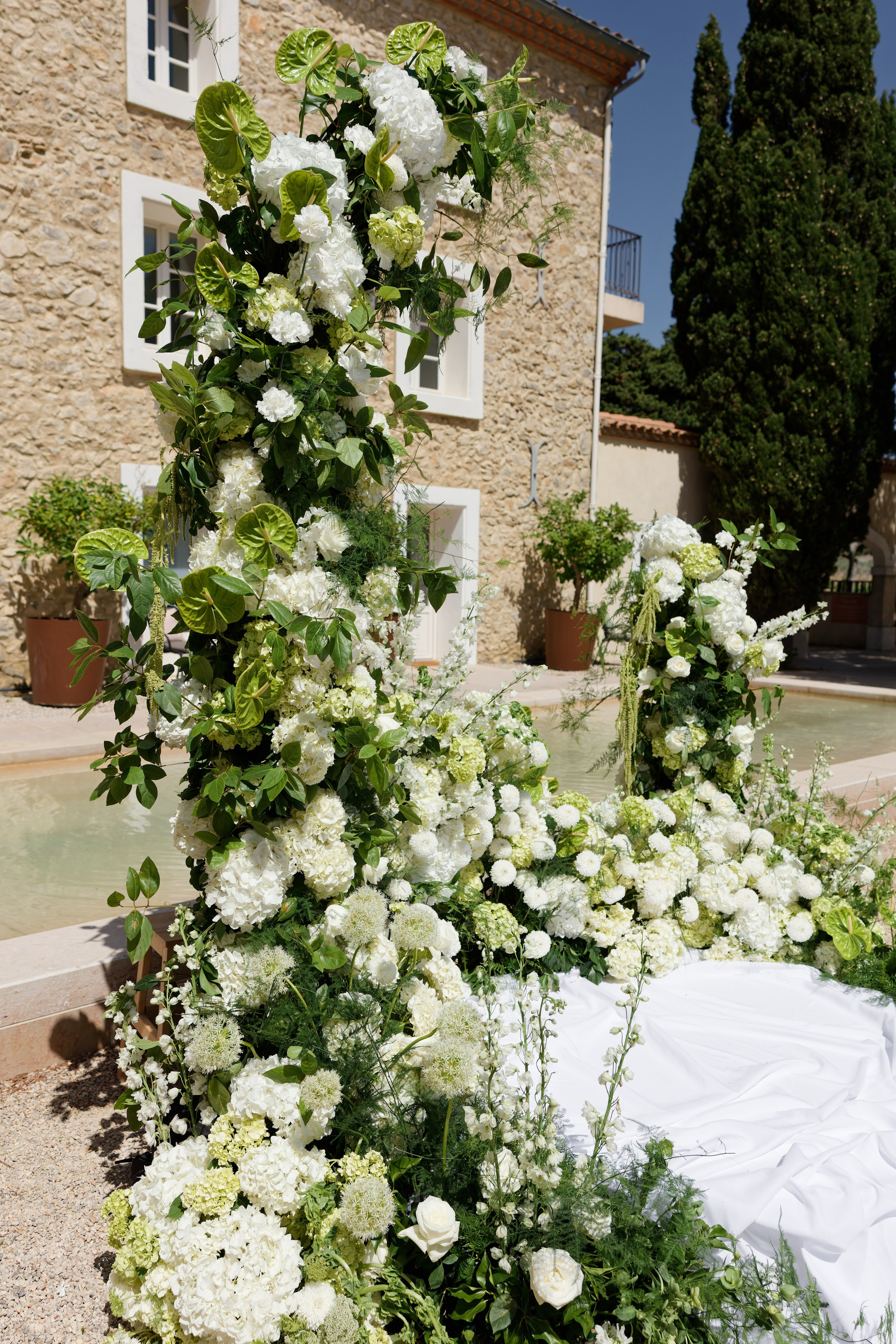 Wedding at Château L’Hospitalet in Narbonne, France. Destination Wedding Photographer — Nikita Burtsev