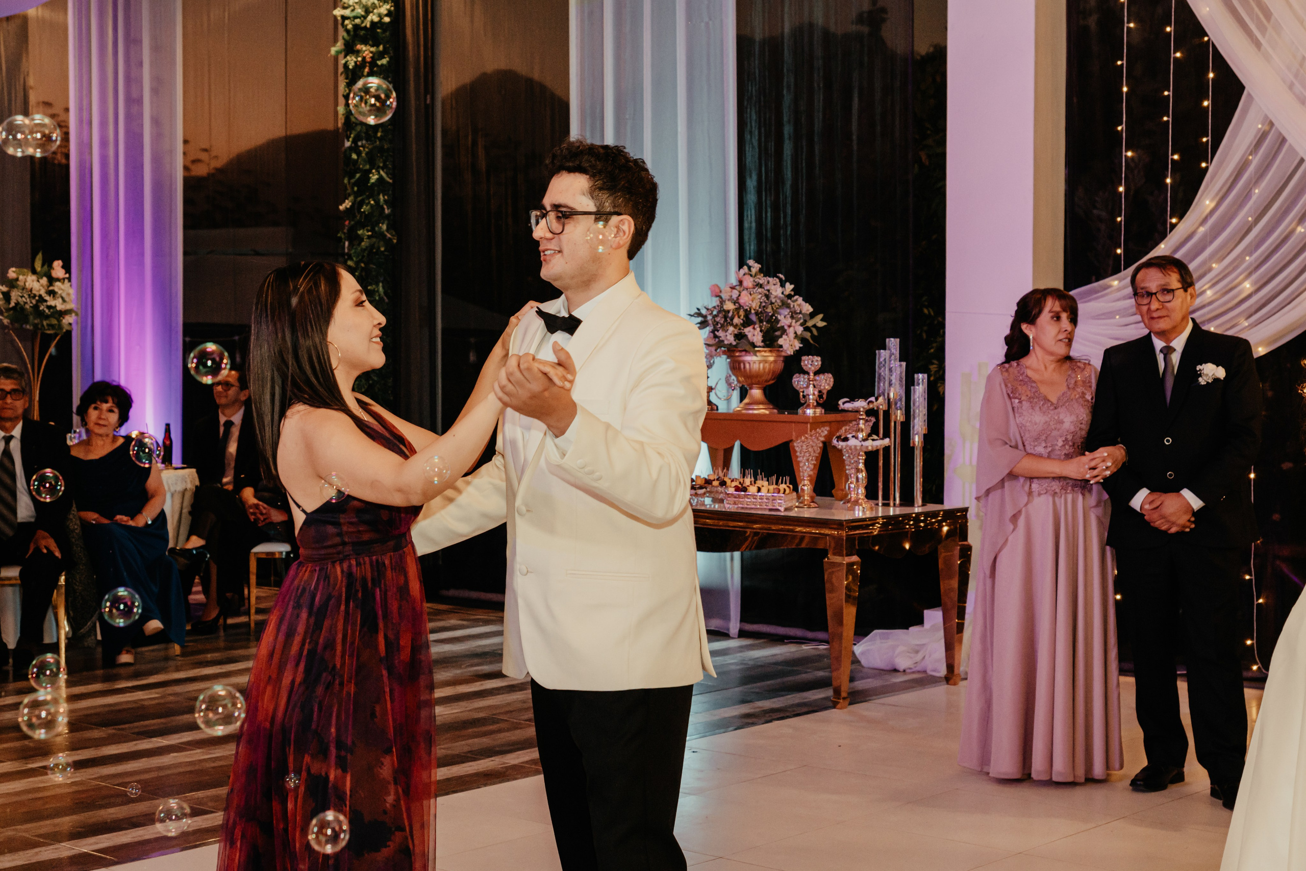 VANIA + LUIS BODA CIVIL. Studio KVTA | Fotografía y Video de Bodas en Arequipa
