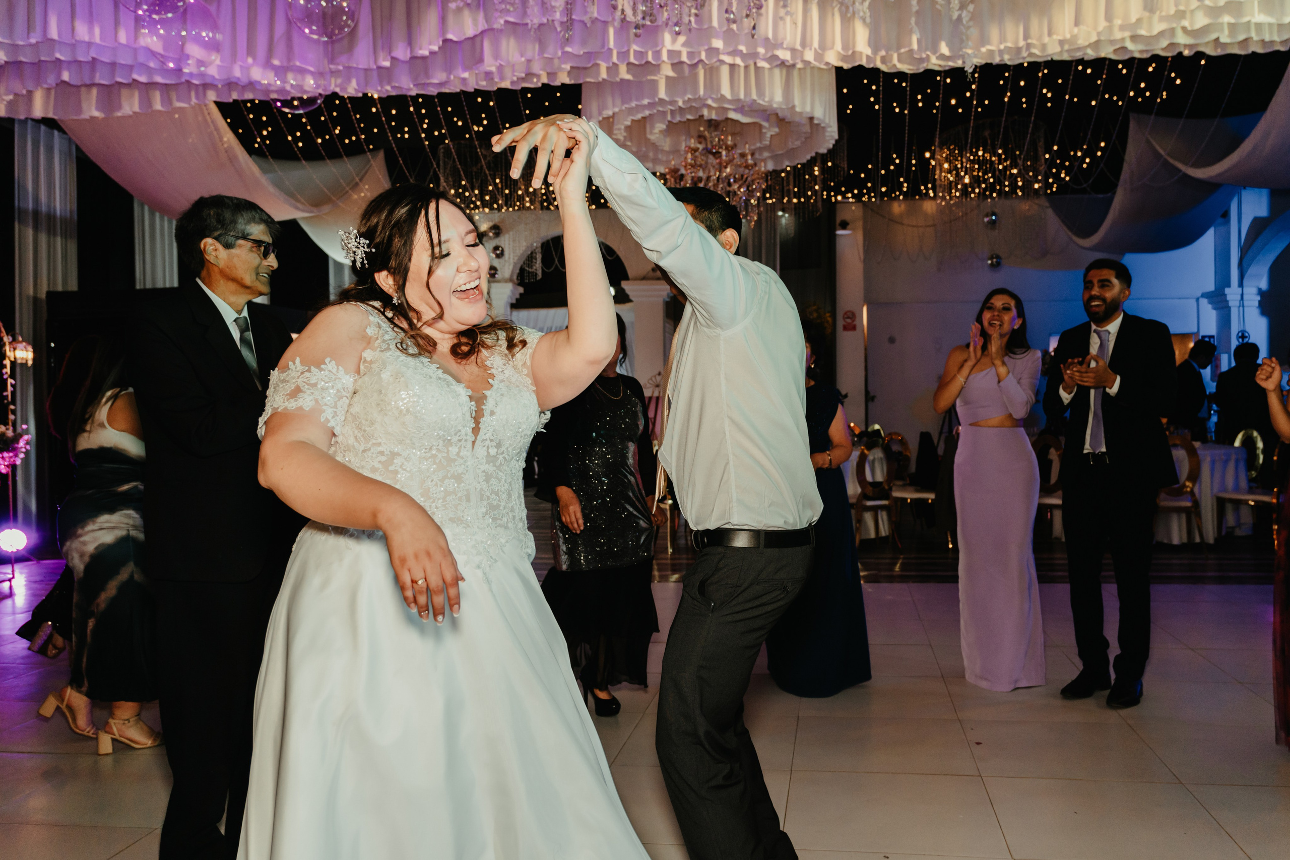VANIA + LUIS BODA CIVIL. Studio KVTA | Fotografía y Video de Bodas en Arequipa