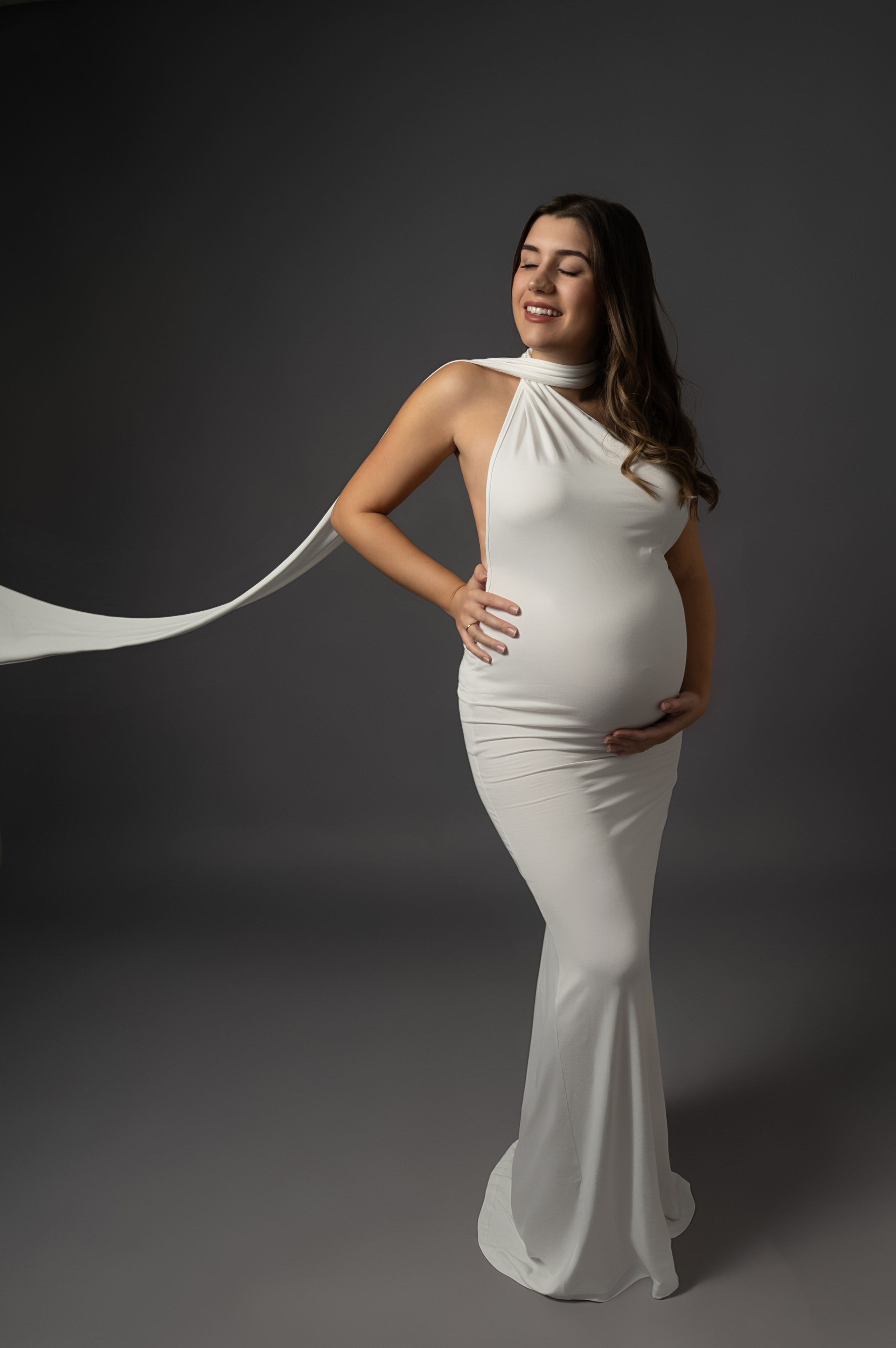 Photo shoot in minimalist style. Professional photographer in Spain