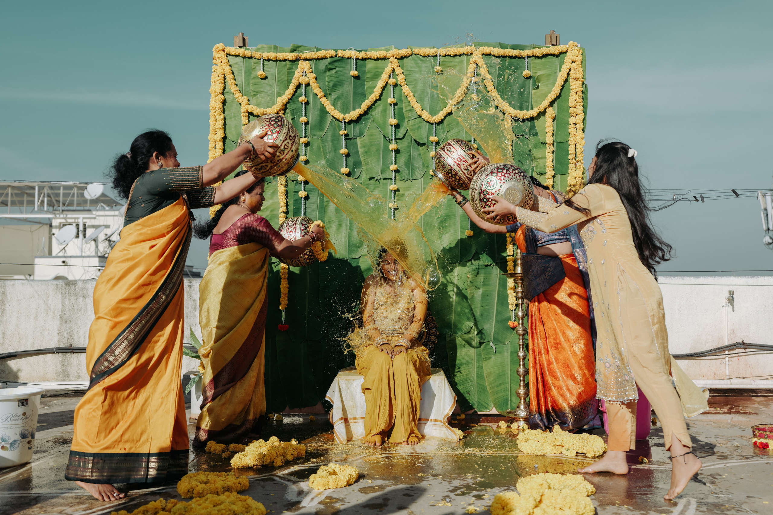 HALDI & MEHANDI. Wedding photographer Stalen Robert