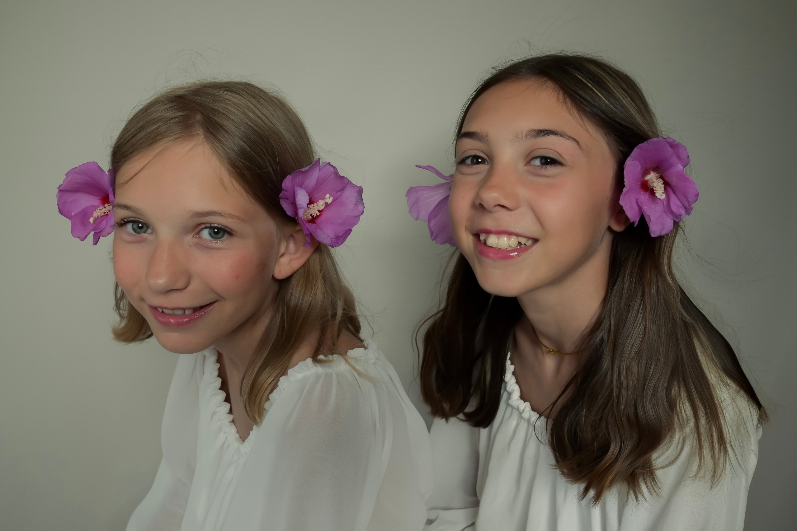 ELISA E SOFIA - SESSIONE FOTOGRAFICA ESTIVA LE SORELLE CON LA MAMMA
