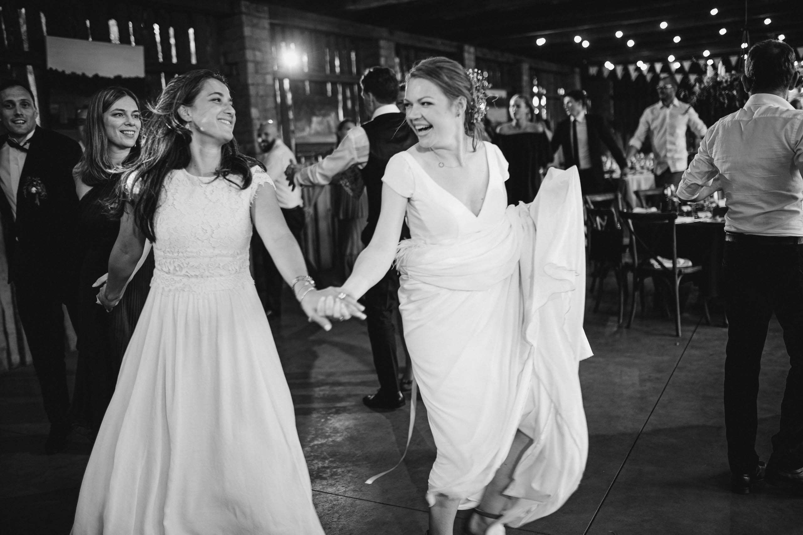 DIEVS SIRDĪ UN VĒJŠ MATOS