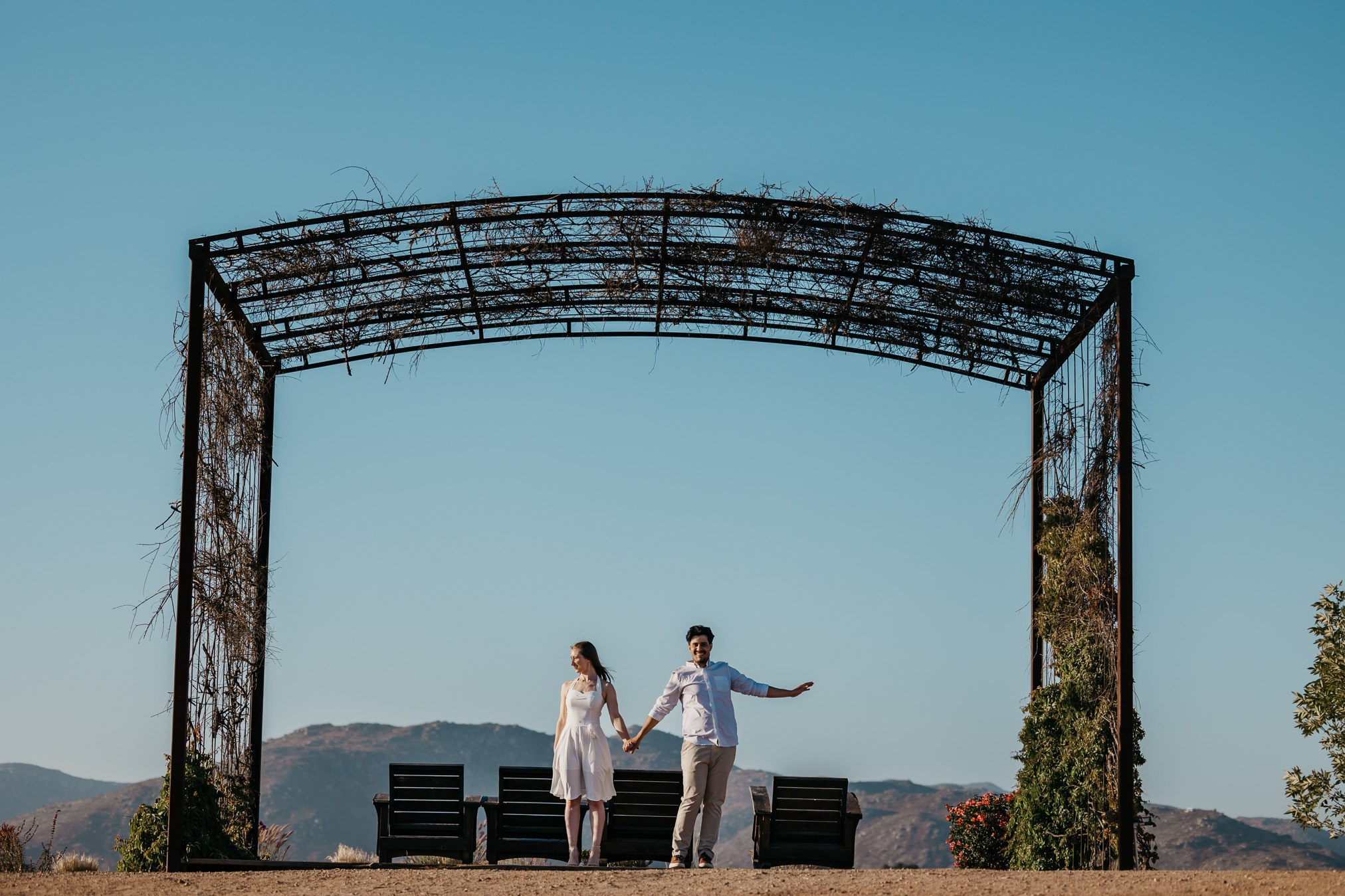 Valle de Guadalupe Save The Date Kristen y Luis. Estudio de fotografia en Tijuana