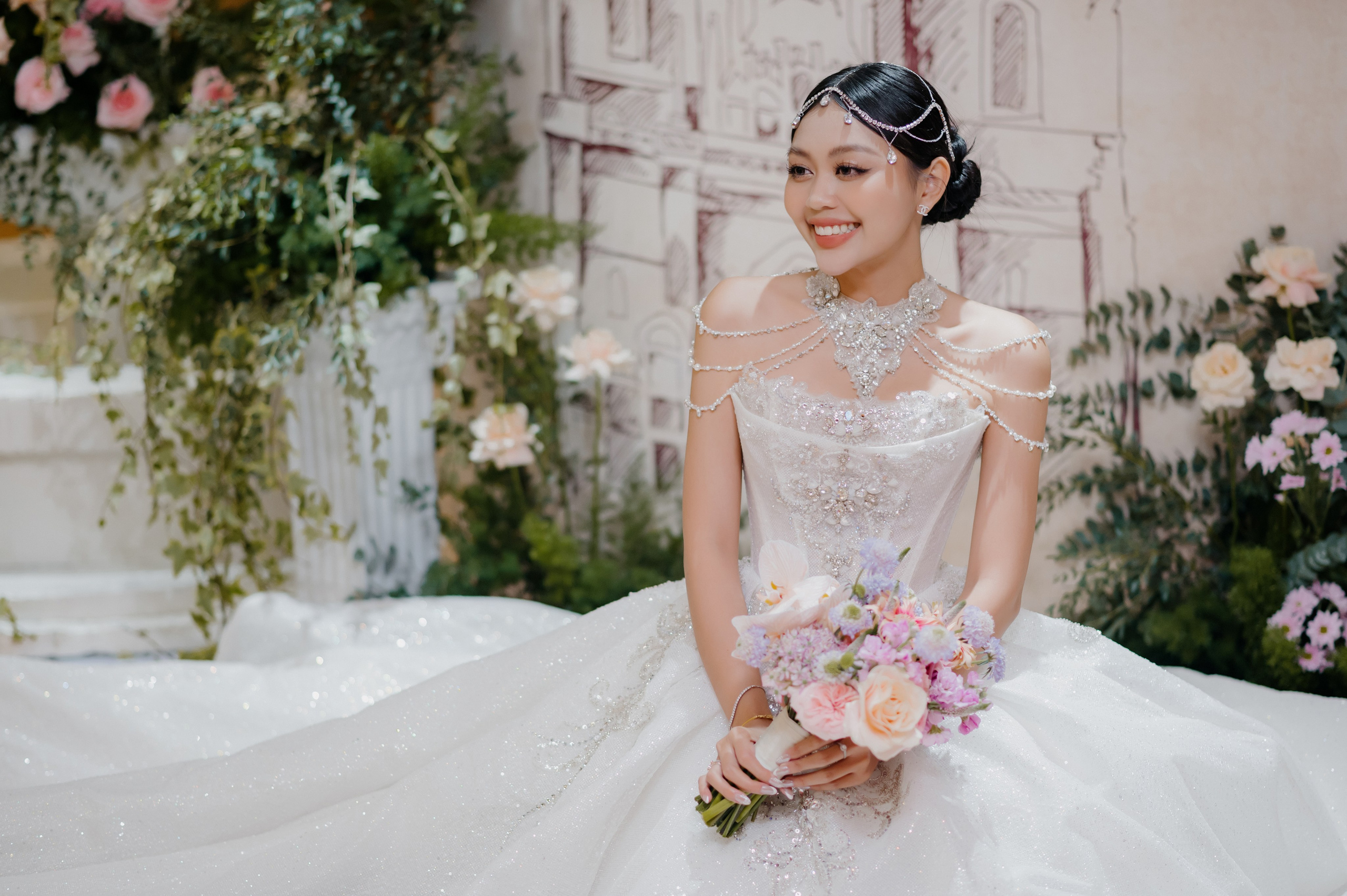 KHANG & QUYEN / Lavela Hotel. Saigon Wedding Present | Art Beyond Moments