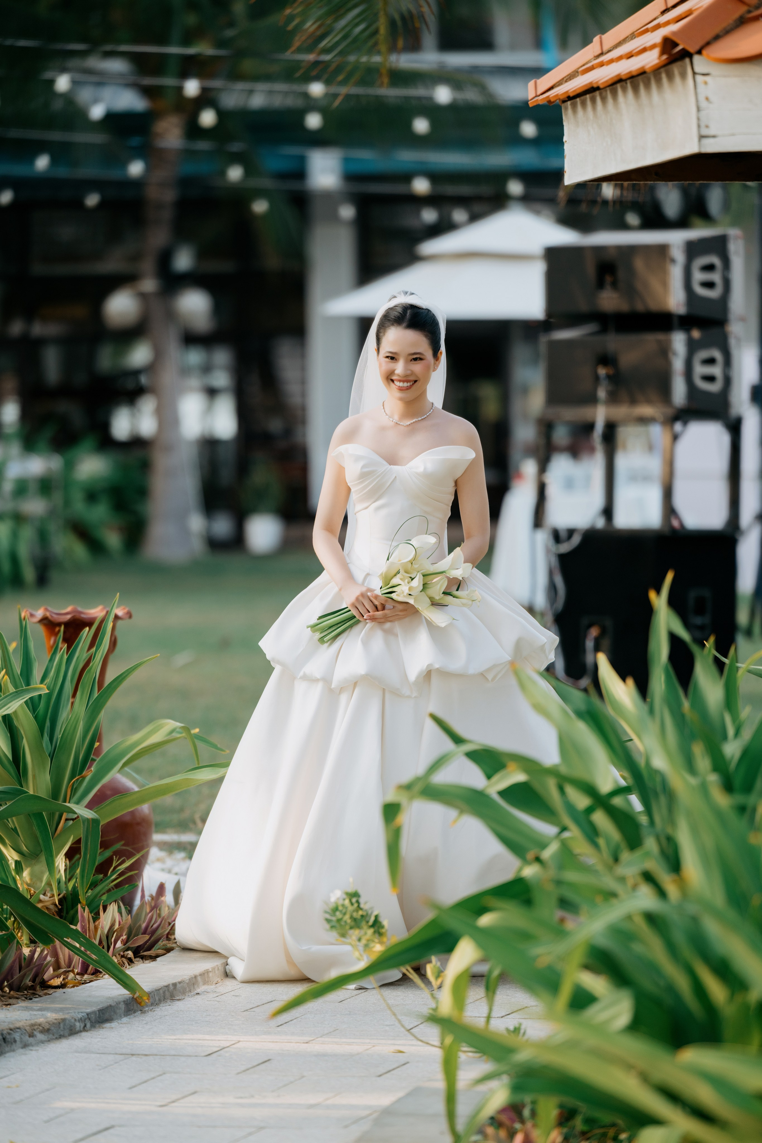 DIEU & THINH/Destination Wedding. Nhiếp ảnh gia đám cưới hàng đầu tại Thành Phố Hồ Chí Minh