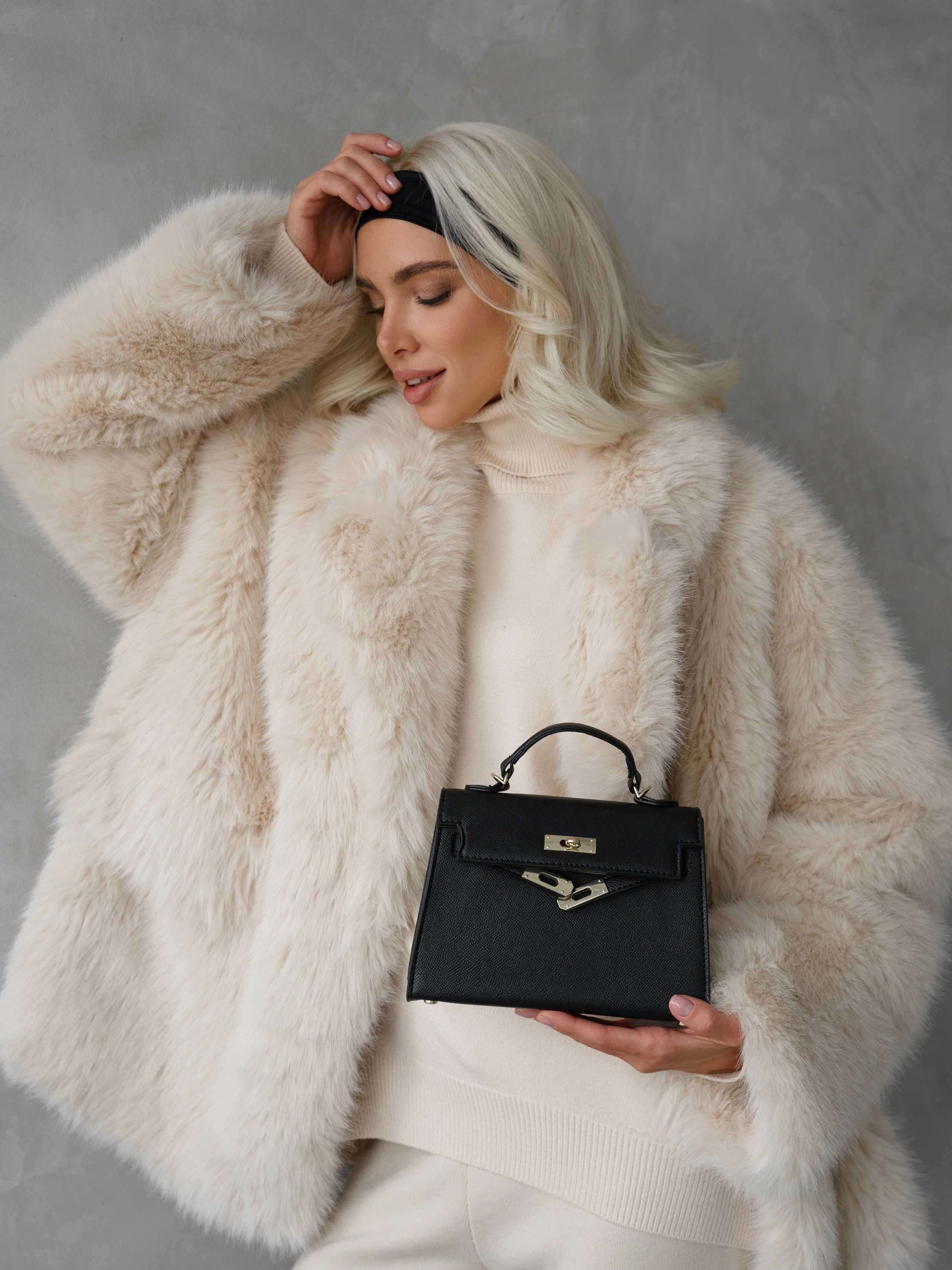 Winter lookbook WanMei. Stylist