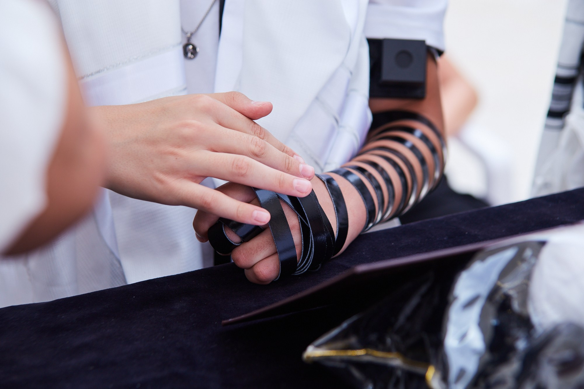 Бар-мицва на Котеле 2. Портретный и репортажный фотограф в Израиле Рома Бирман