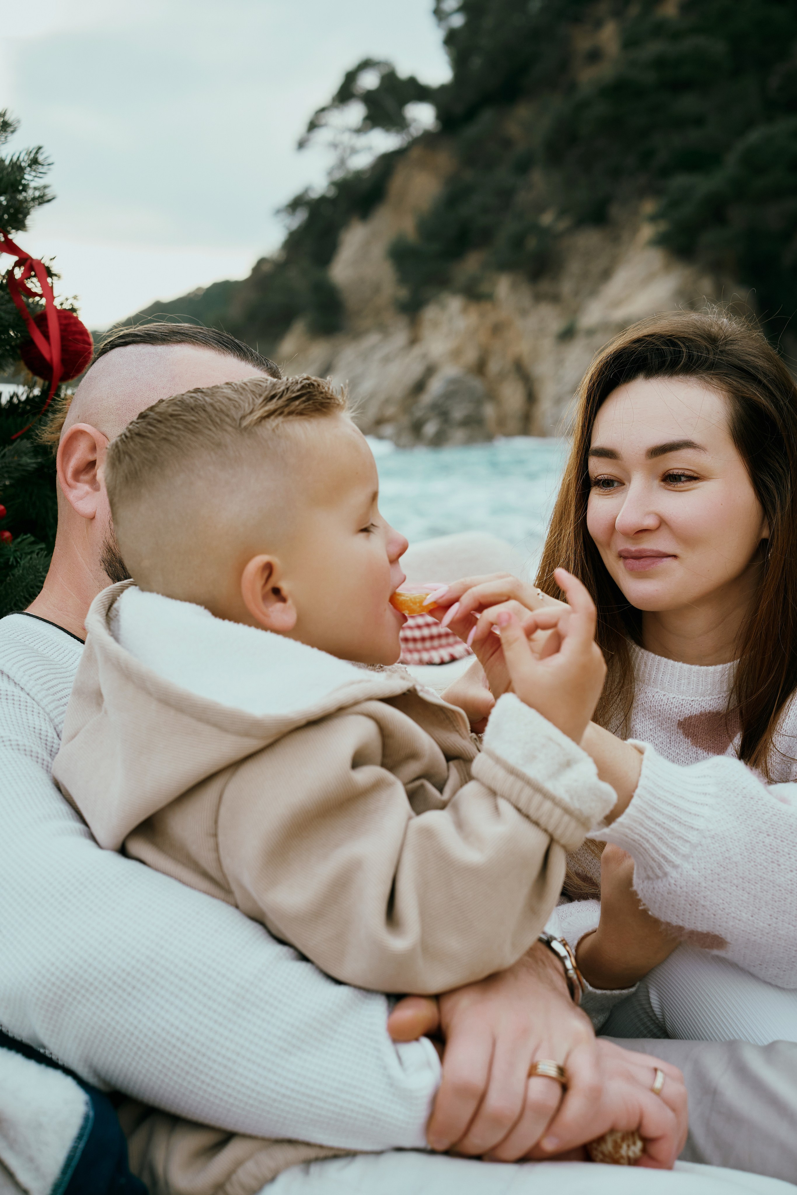 Рождество на пляже. Большая семья. Фотограф в Барселоне Жанна Захарченко