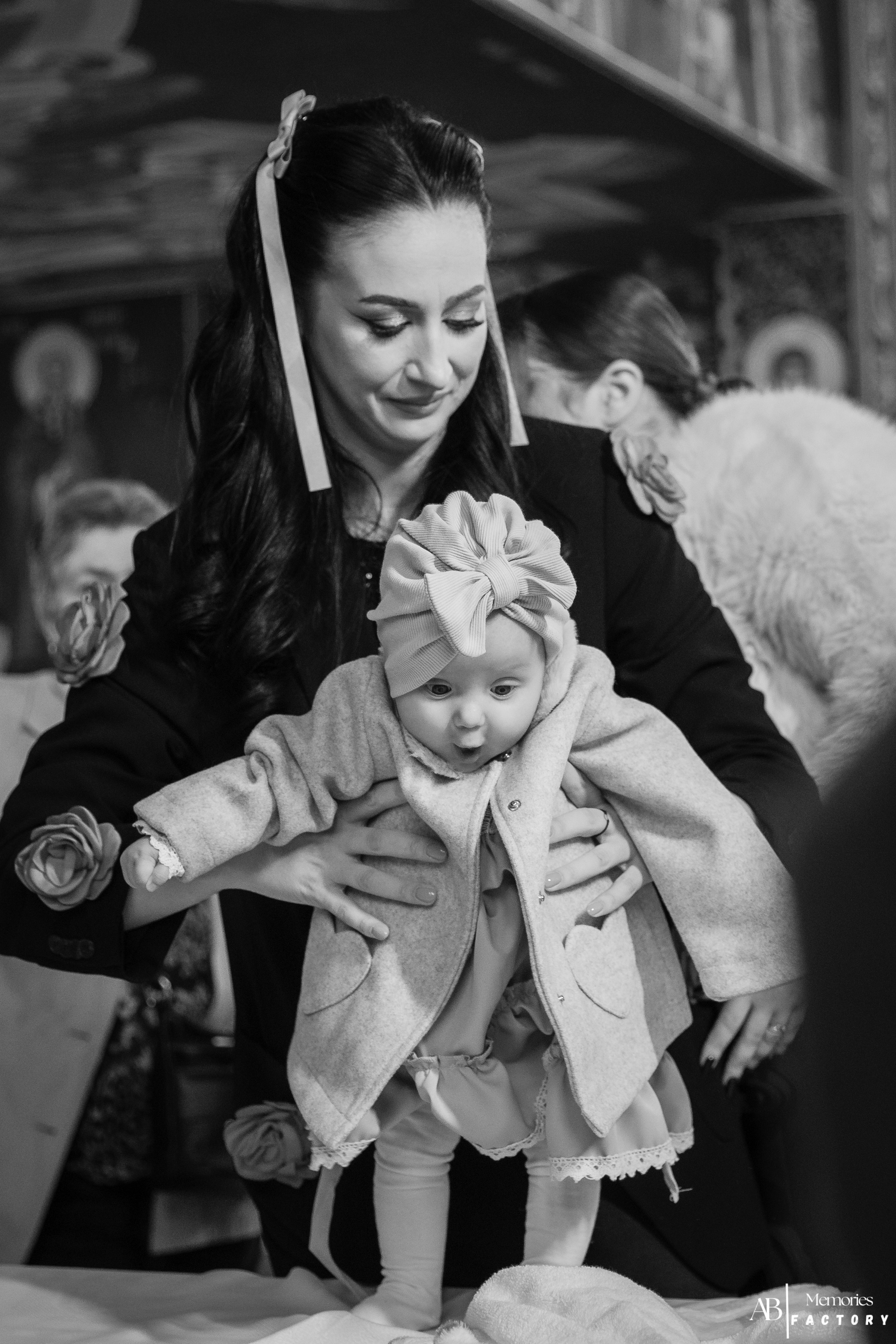 Baptism | Luna Maria. Bordeiionutfotograf