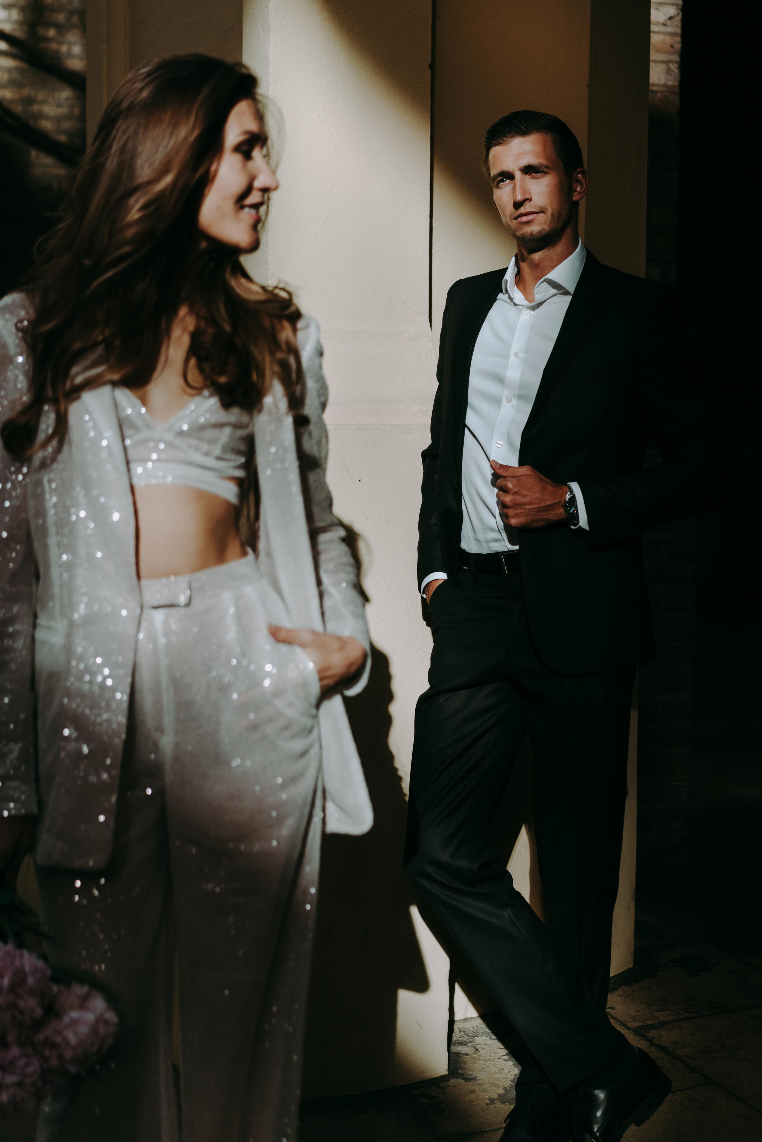 Pre wedding session by Tower Bridge. London portrait and family photographer