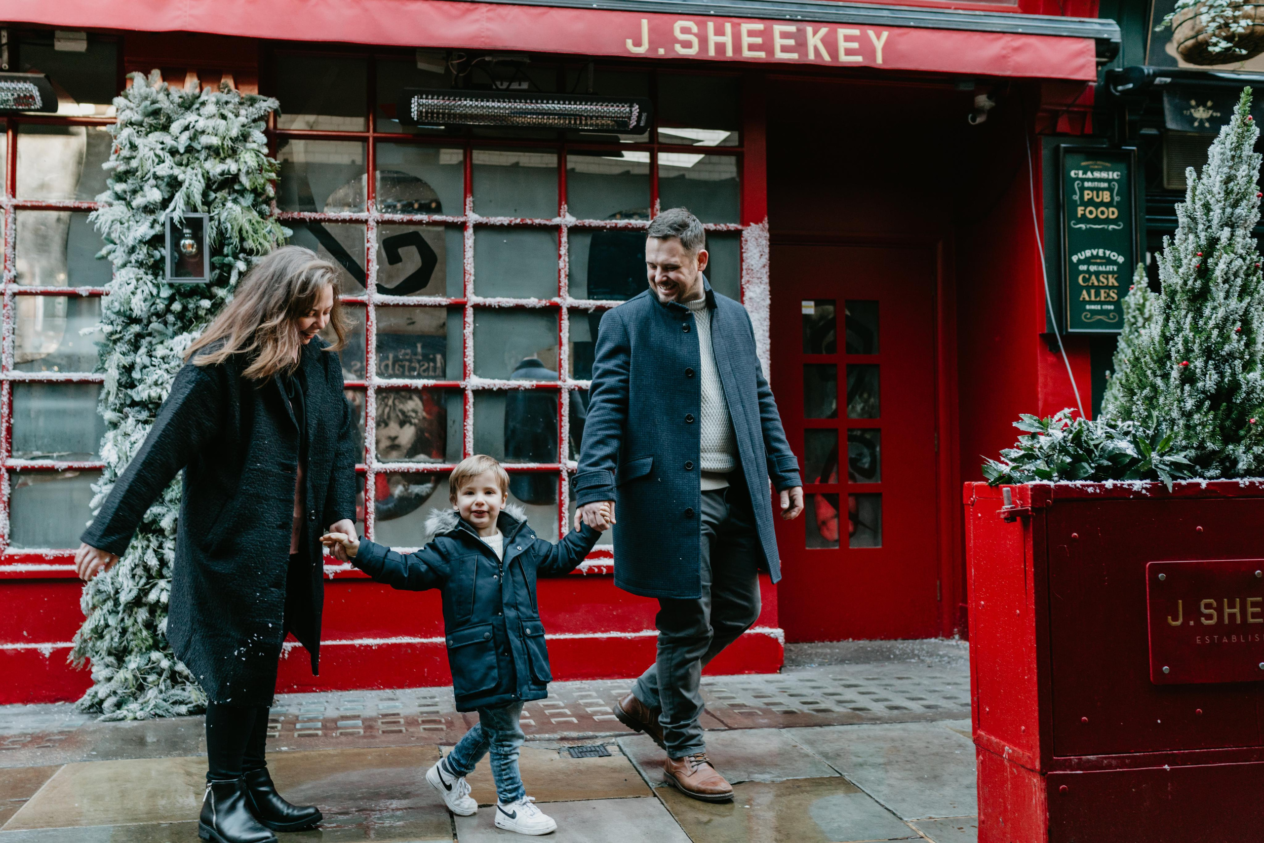 Family Christmas session in Covent Garden. London portrait and family photographer