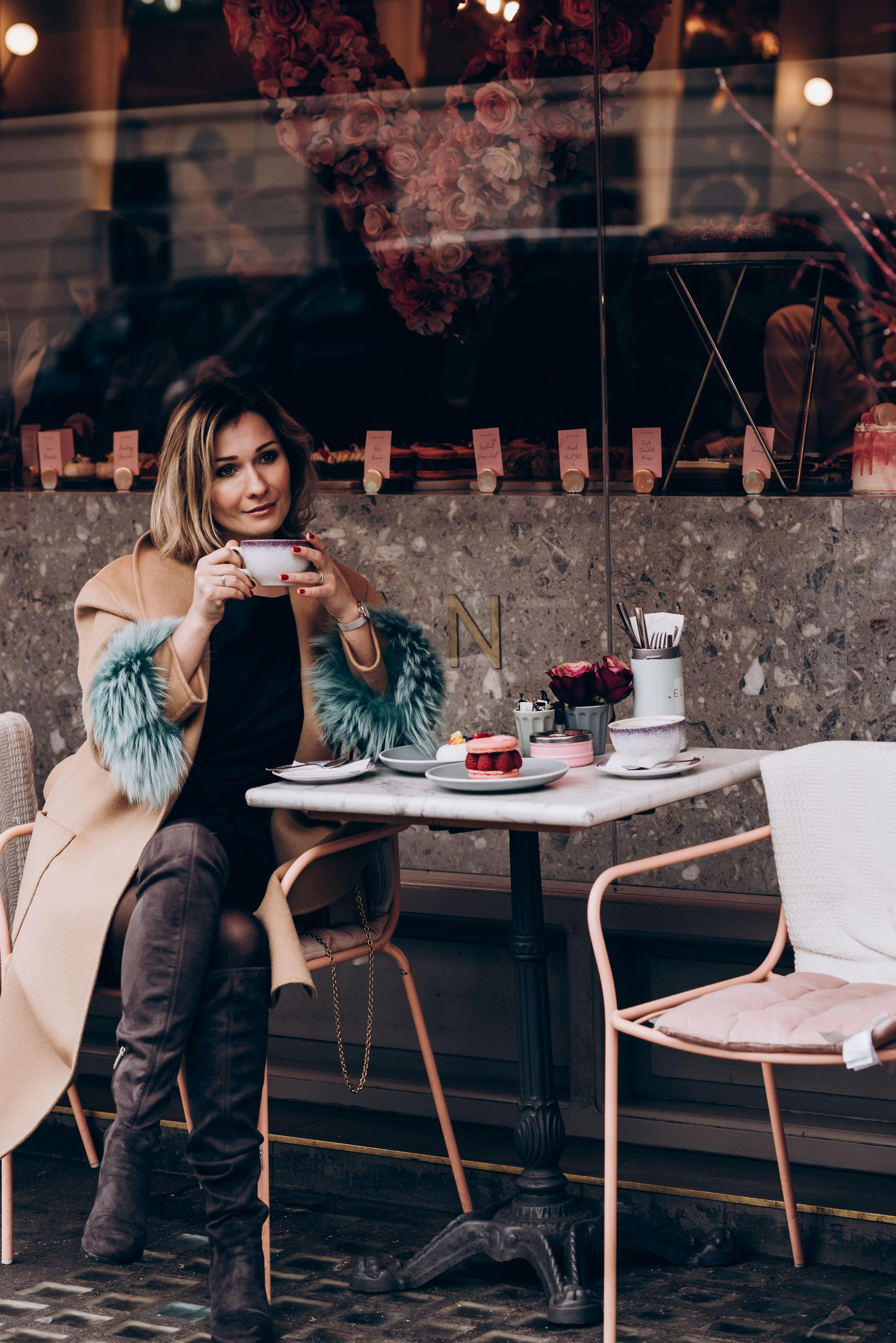 Casual portrait session in South Kensington. London portrait and family photographer