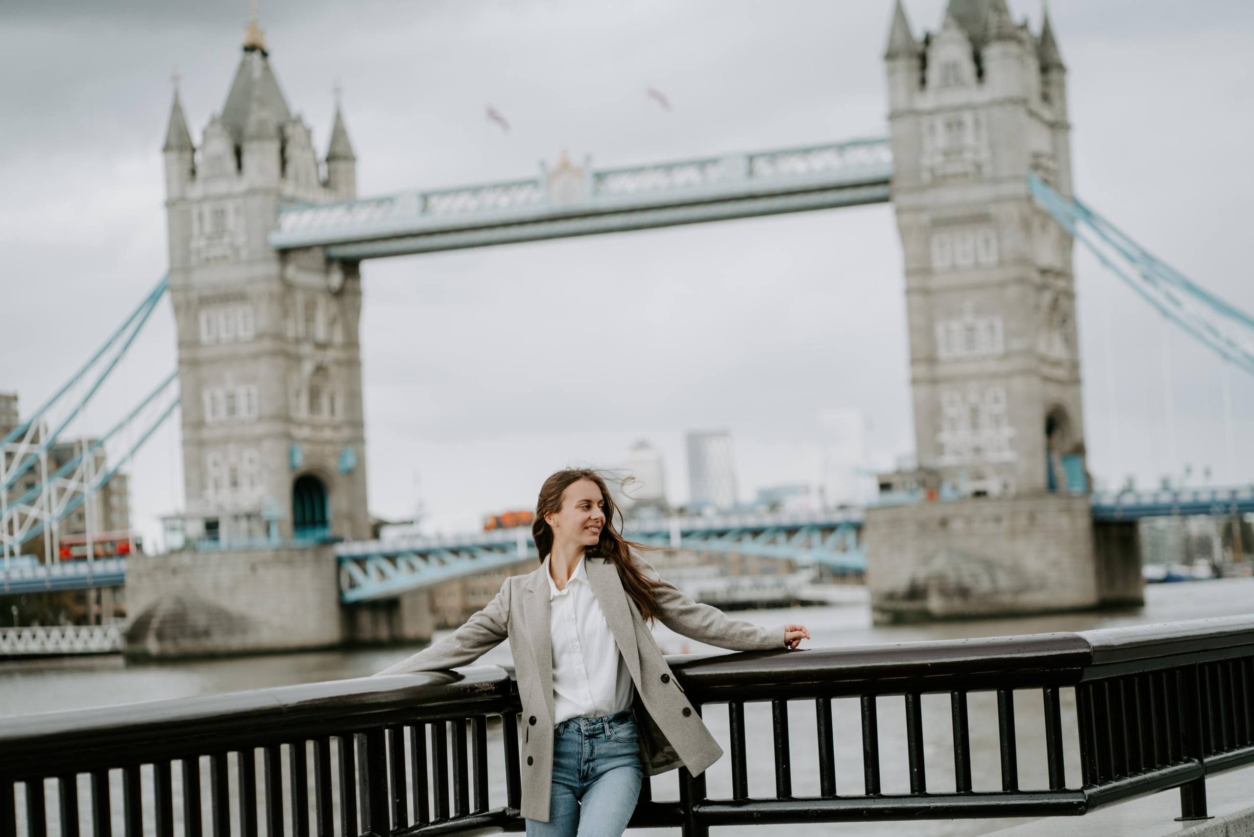 Proposal session by Tower Bridge. London portrait and family photographer