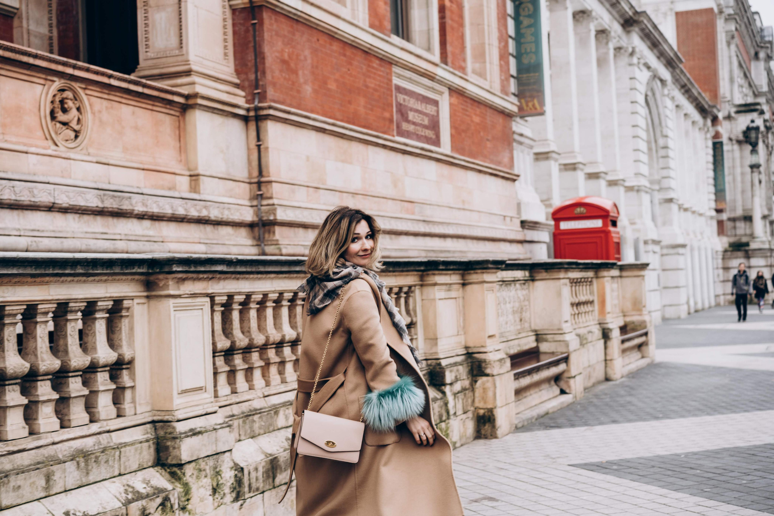 Casual portrait session in South Kensington. London portrait and family photographer