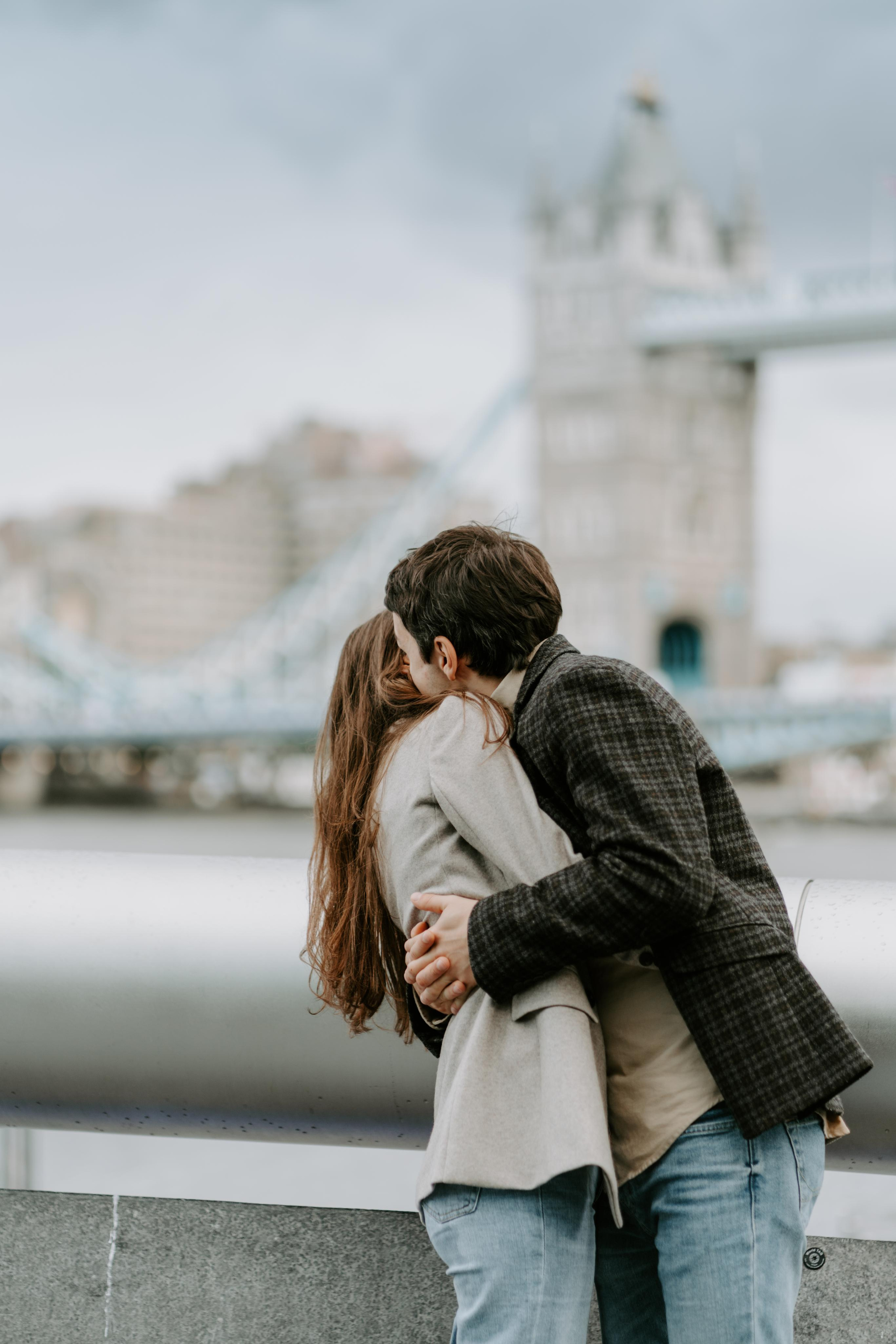 Proposal session by Tower Bridge. London portrait and family photographer
