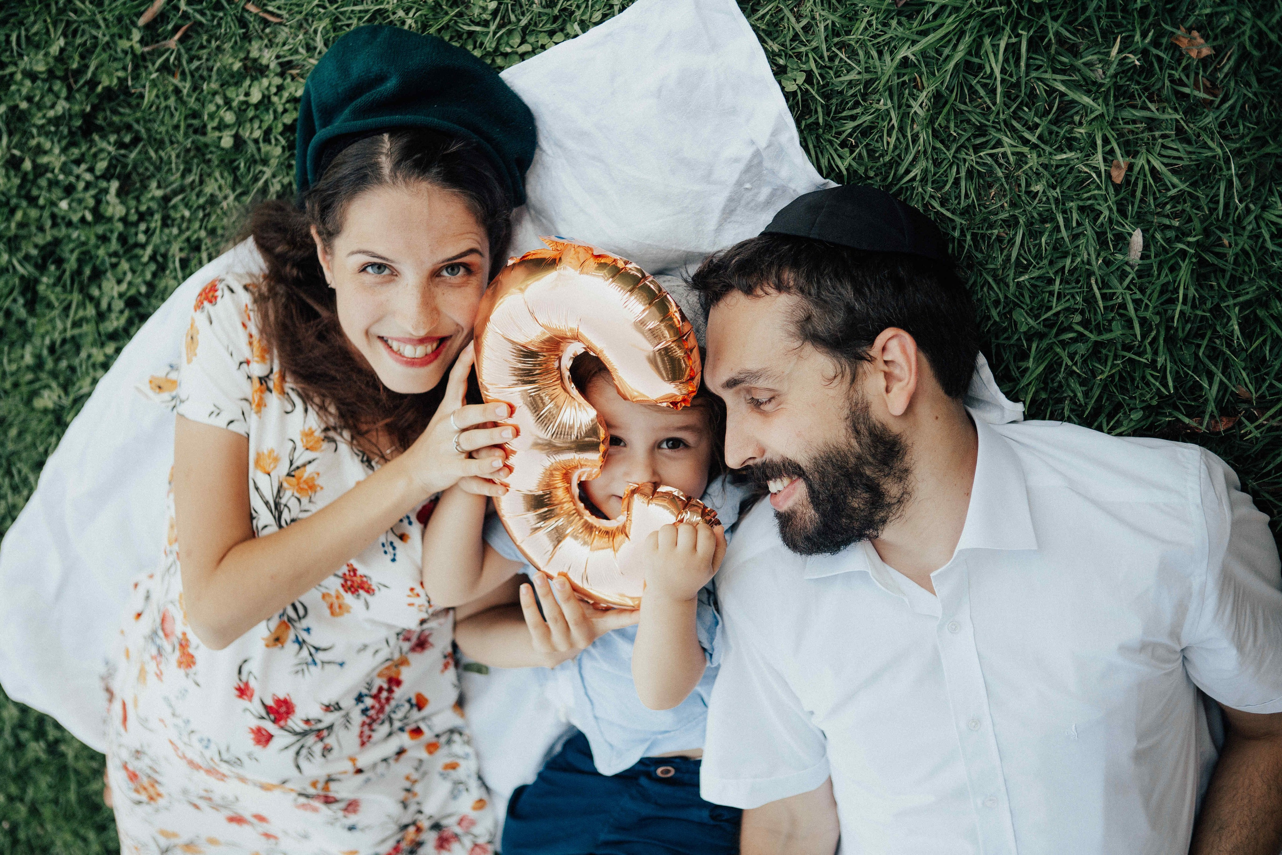 NEW DISTRICT, NEAR MAMILIA. PHOTOGRAPHER IN ISRAEL