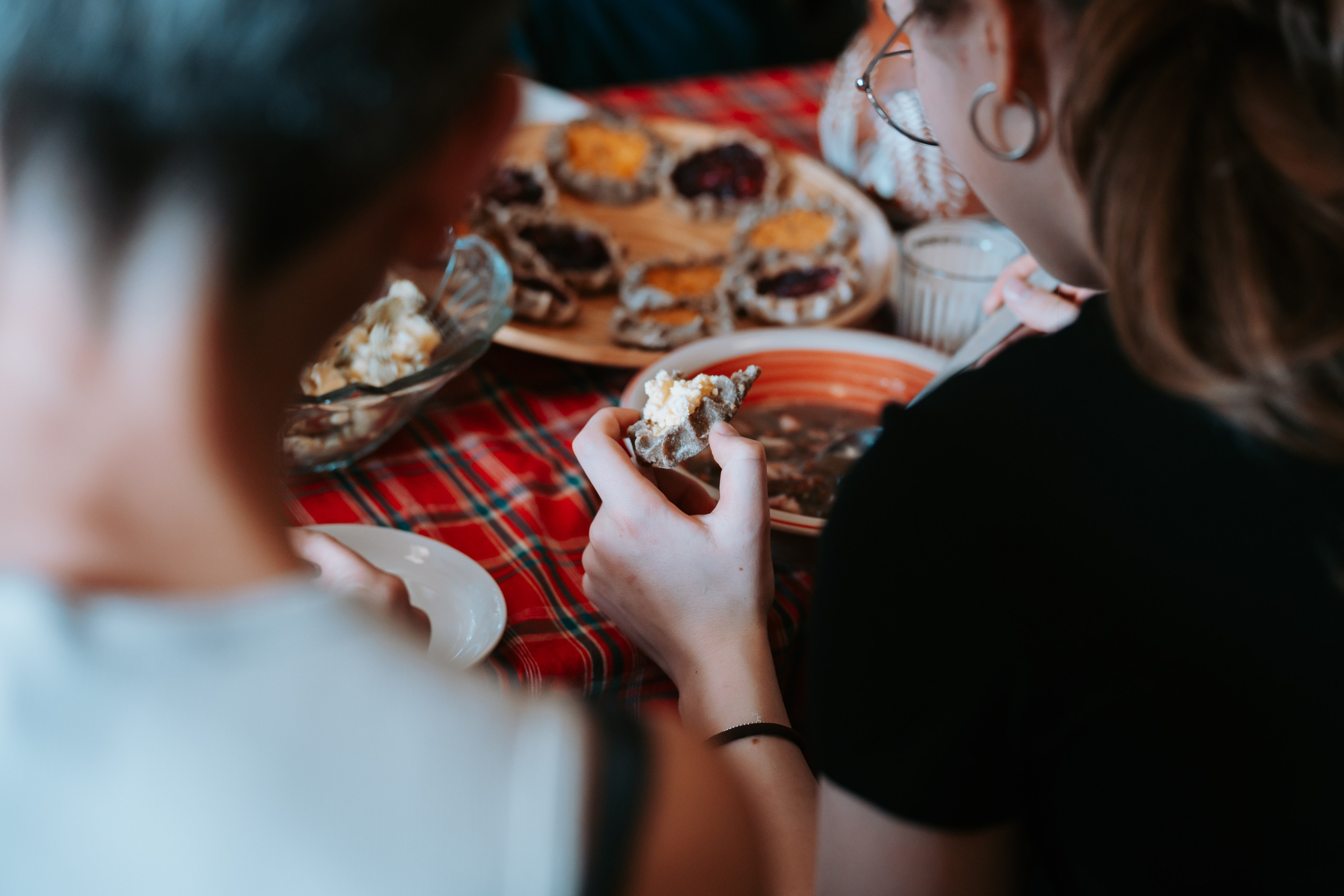 Station Narva 2025. Jelizaveta Gross - reportaaži- ja portreefotograaf Narvas