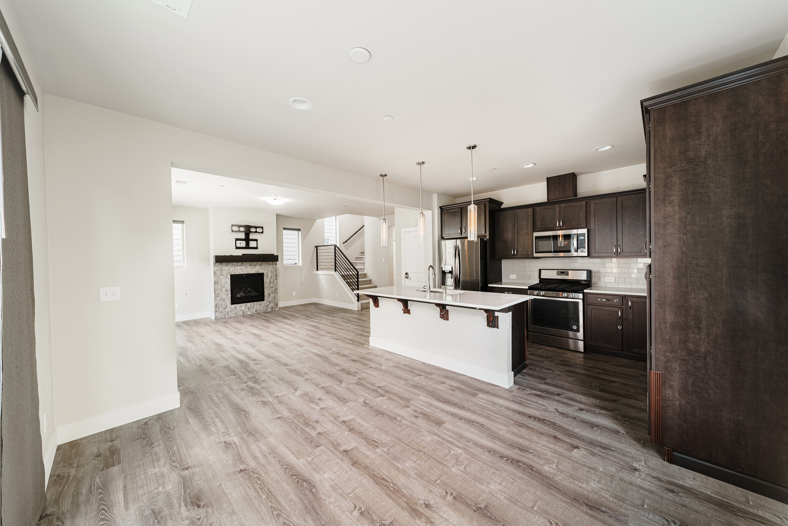 Real Estate photography. Washington state. EVAN ARISTOV WEDDING PHOTOGRAPHY — Seattle Wedding Photographer