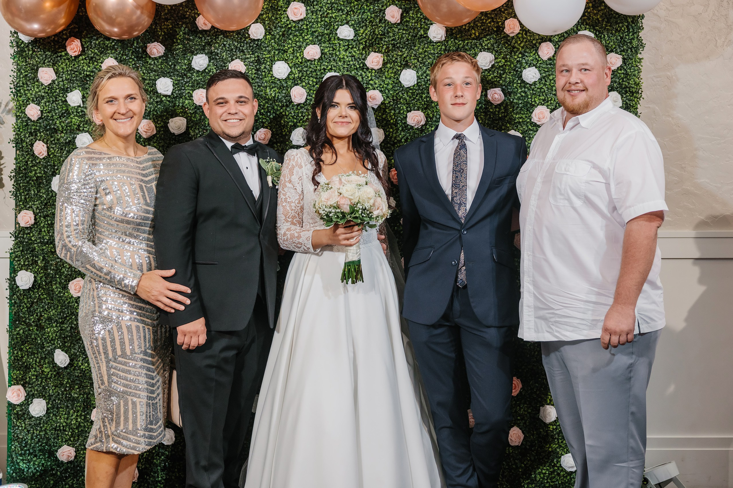 31.08.2024 Wedding. Wedding family event photographer in Chicago Nick Yushevich