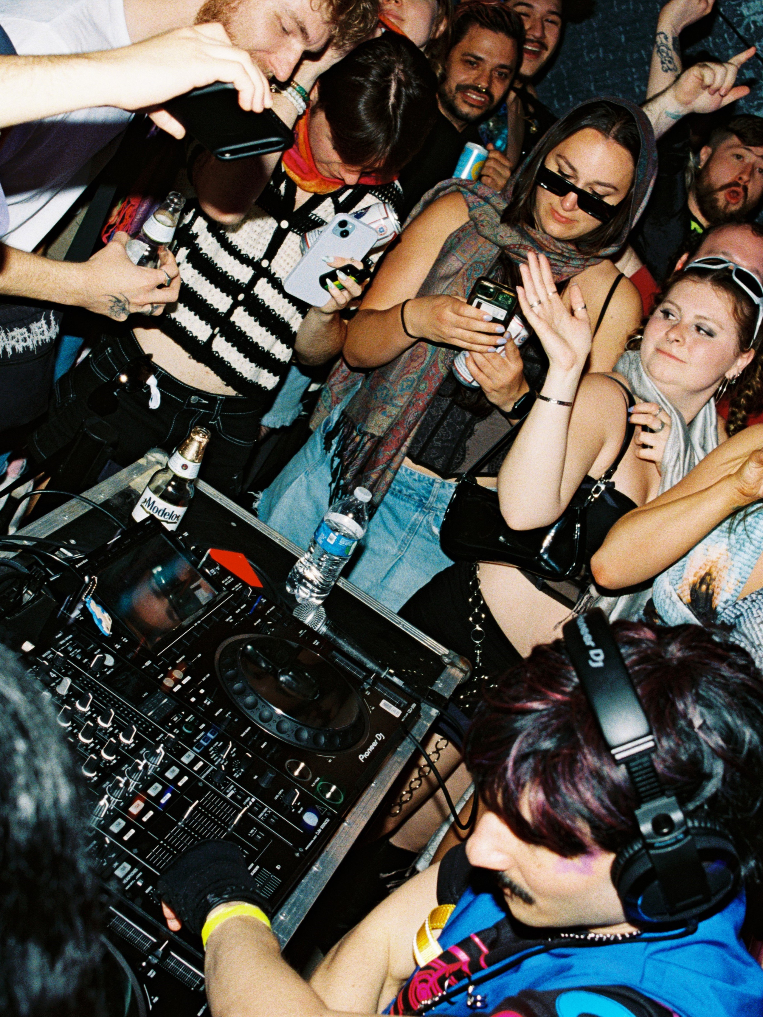 MUSIC AND EVENT. 35mm Photography by Brad Zgonena based in Chicago, IL