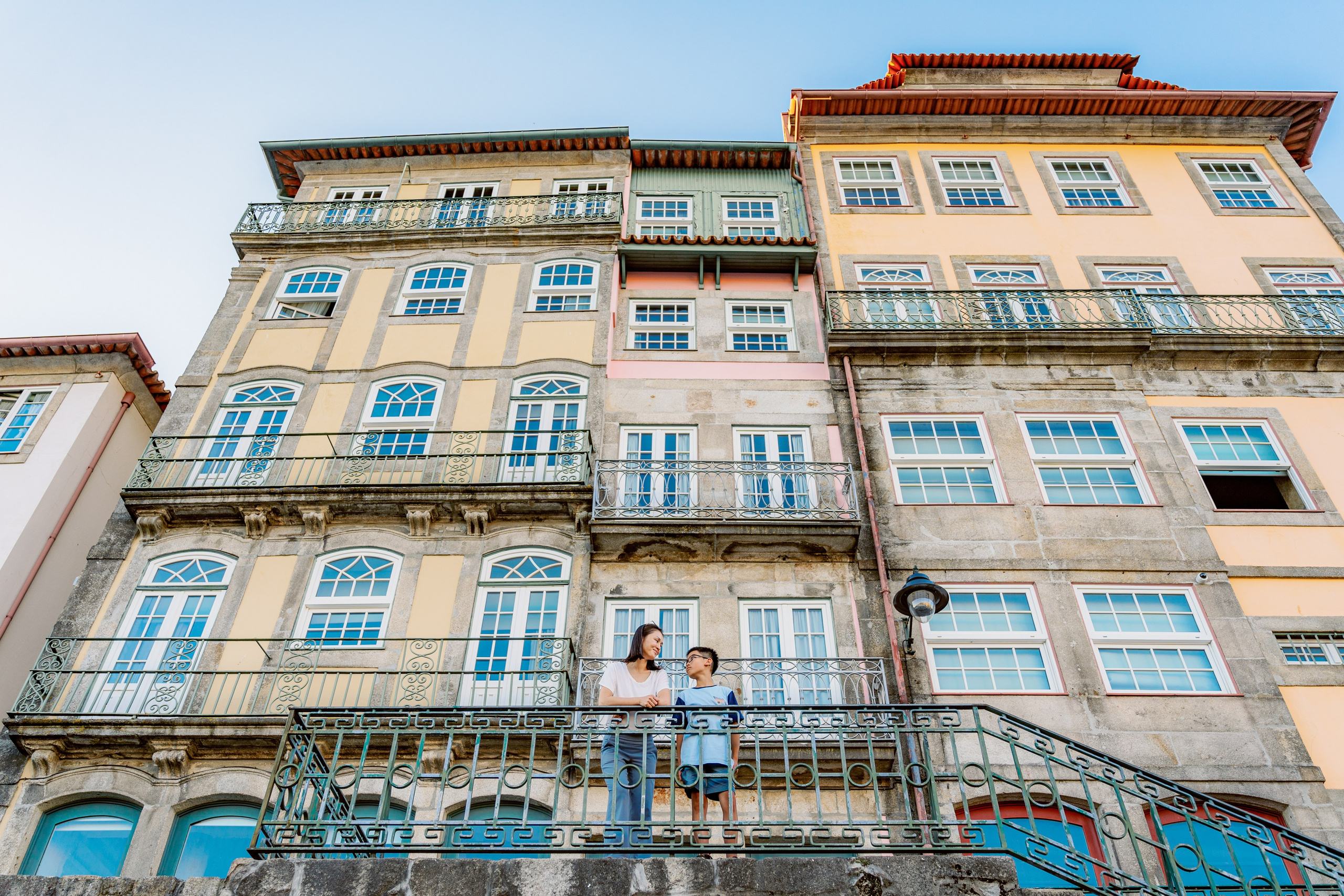 Мама и сын в Порту. Фотограф в Португалии Полина Готовая