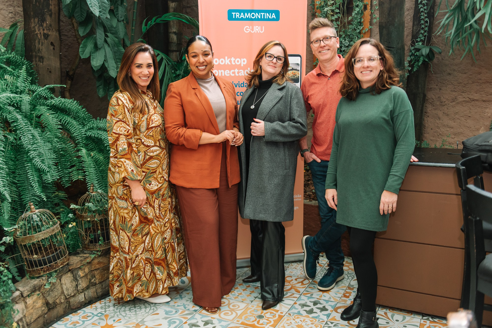 Café + Conteúdo | Casa Pinezi. 78 Imagens